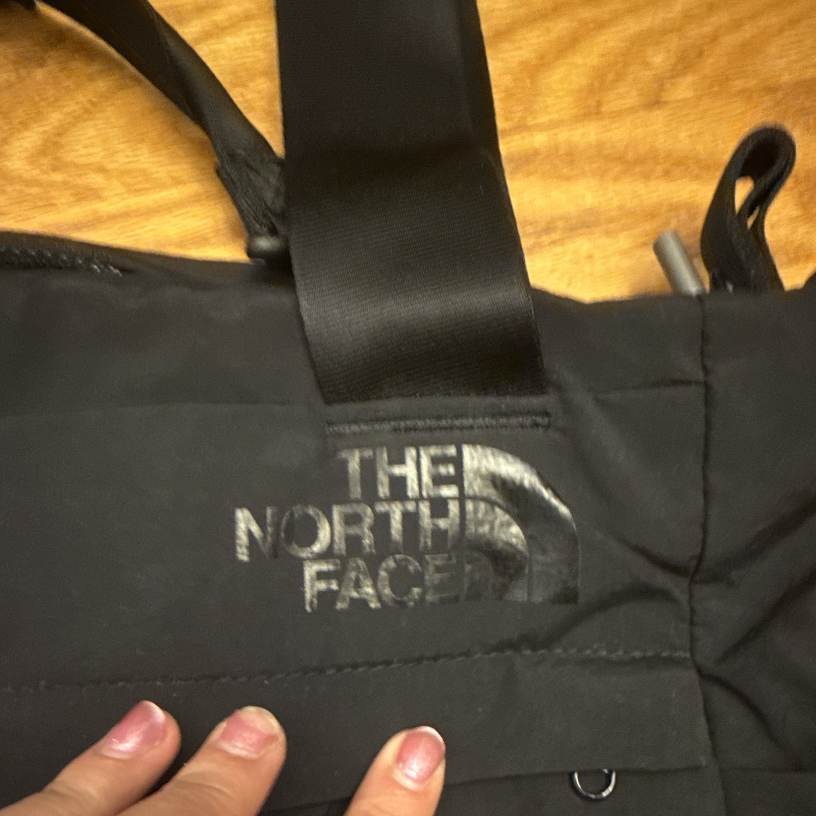 The North Face Black Large 25L Duffle Bag NF0A52T6 Zip, 2 Pockets, Straps