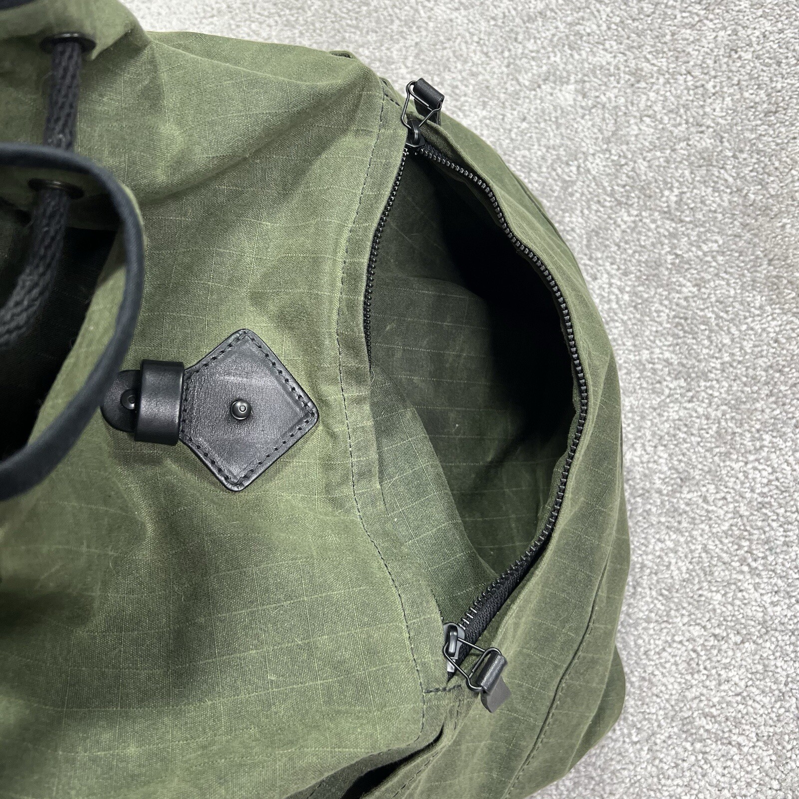 TANNER GOODS Olive Green Fabric Voyager Unisex Backpack Flaw