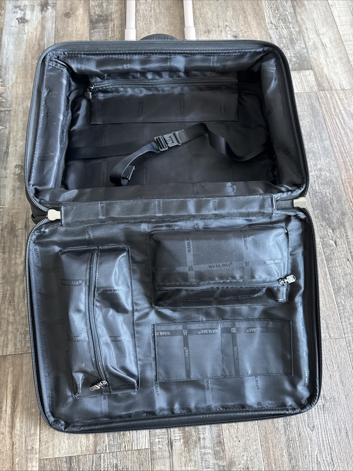 Wanlima Black Leather Rolling Portfolio 18” x 14”
