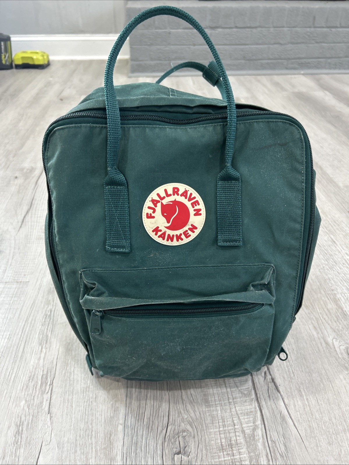 Authentic Fjallraven Kanken Mini Backpack Forest Green Classic School Bag 23510