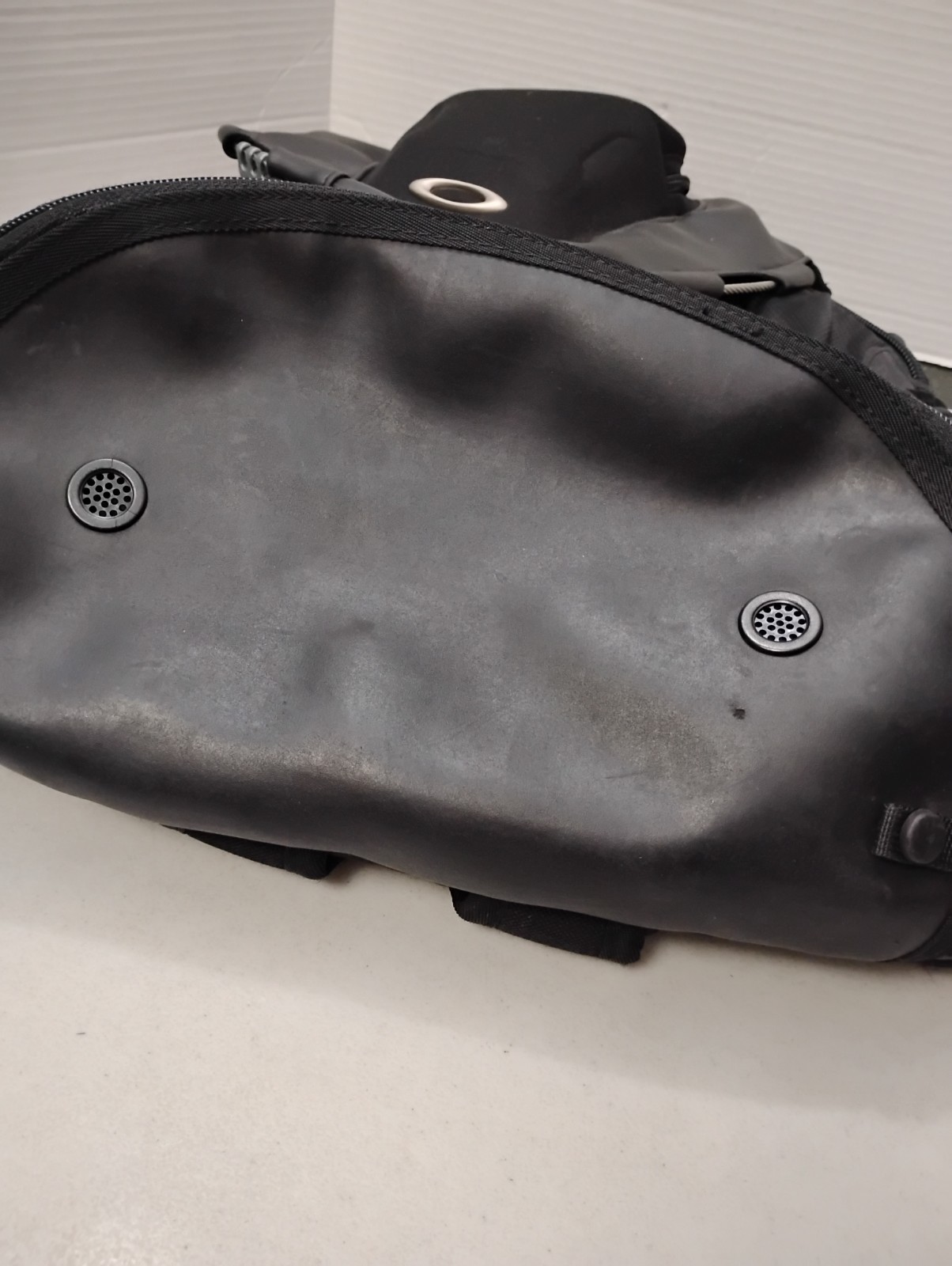 Oakley Kitchen Sink Tactical Field Gear Backpack Stealth Black Daypack Hiking