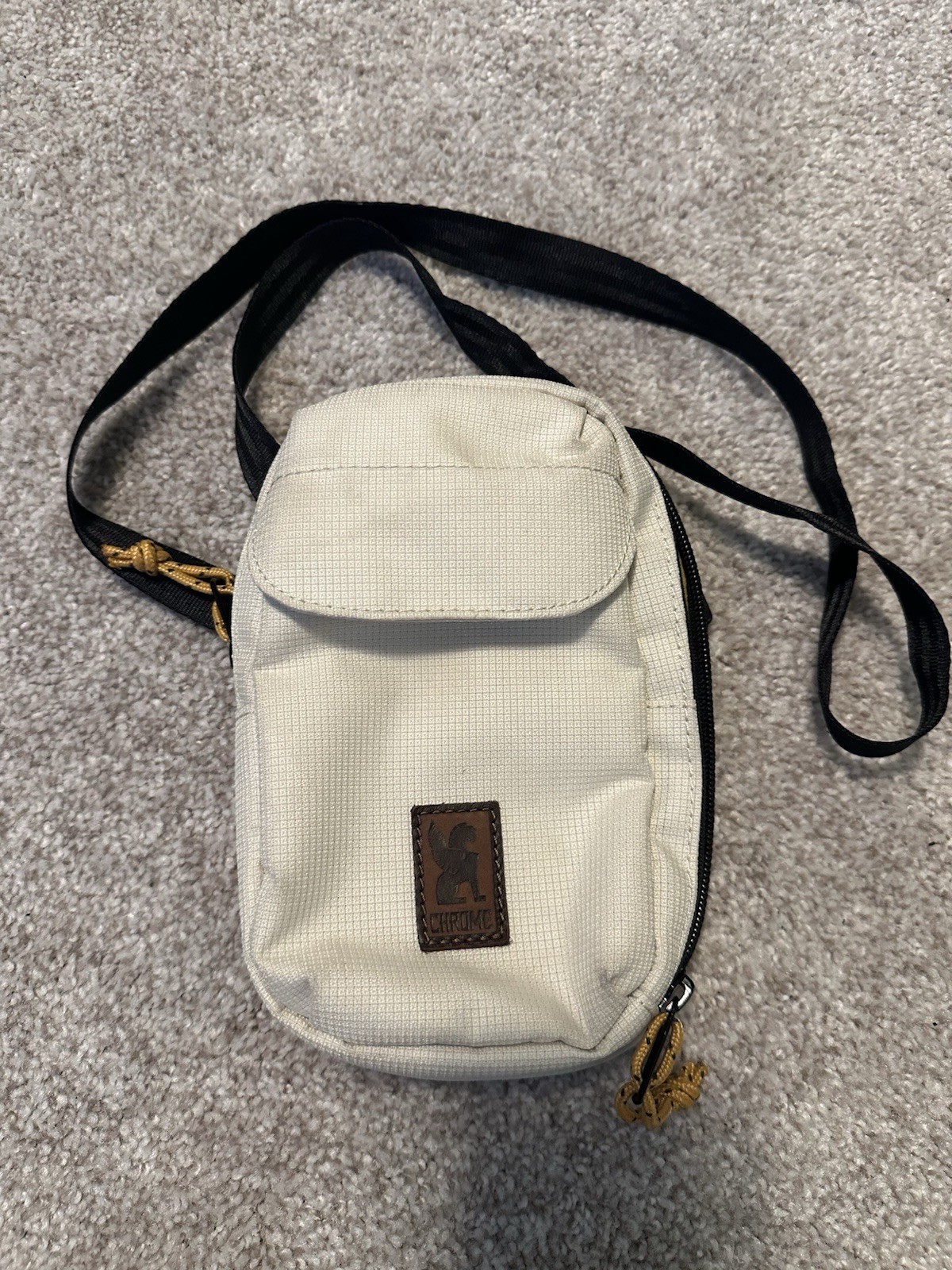 Chrome Industries Ruckas Access Pouch 0.8l One Size, Natural Crossbody Bag