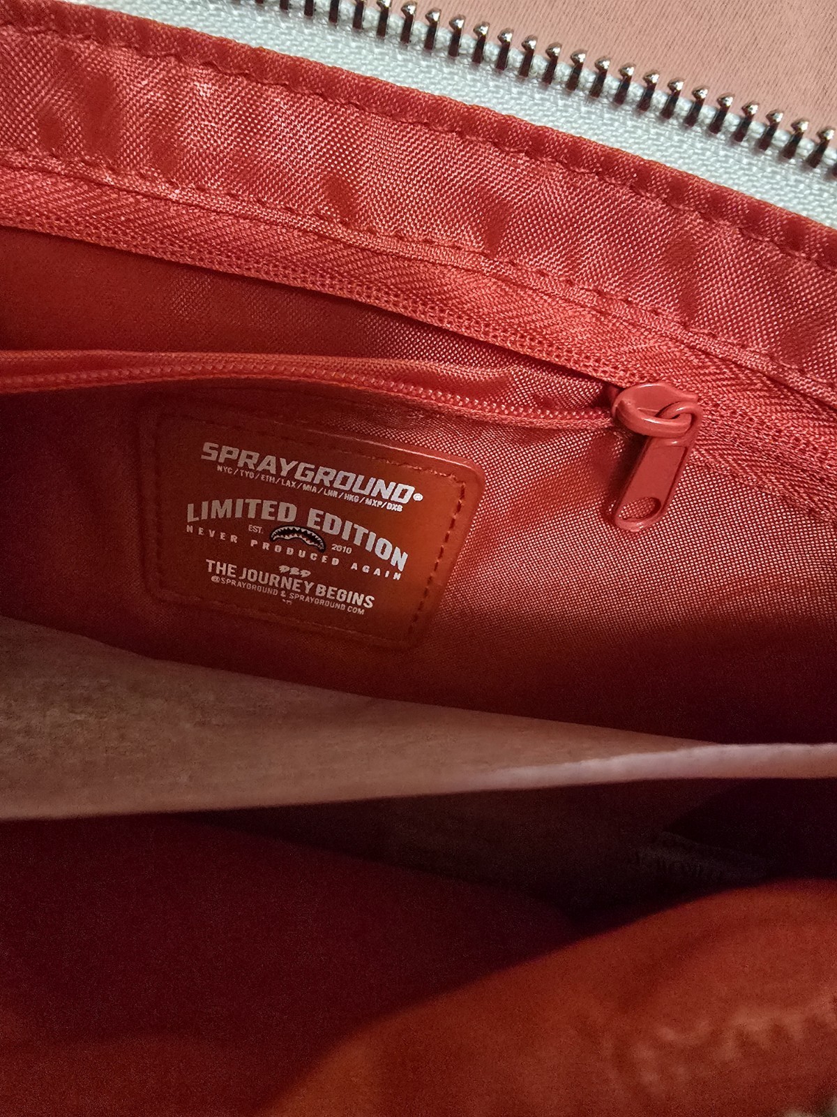 🔥SOLD OUT FOREVER🔥NWT Sprayground FEROCIOU$ Crossover Clutch Pouch Bag UNISEX
