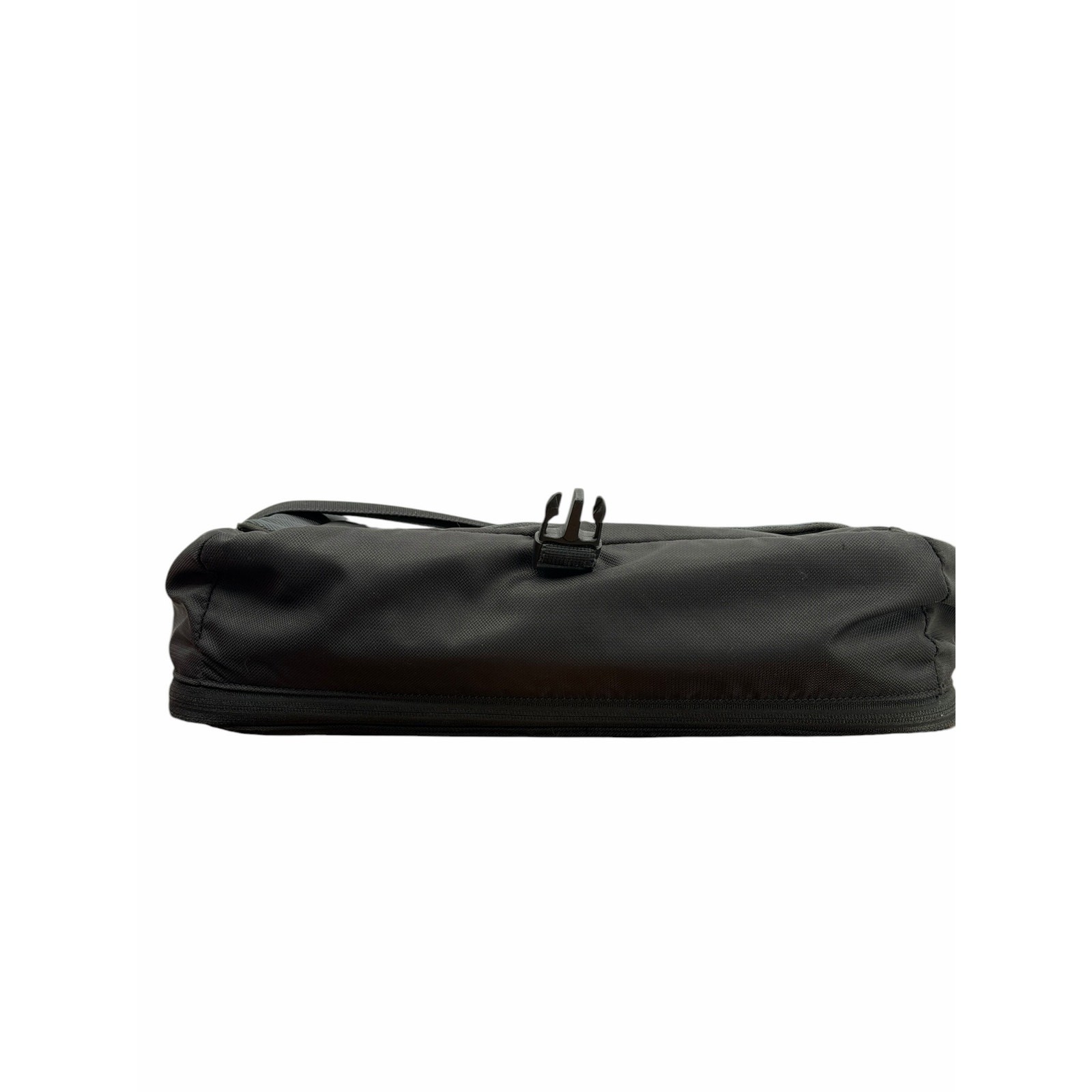 TUMI T-TECH 16” Expandable Messenger Bag Laptop Nylon Shoulder Black Bag 5112D