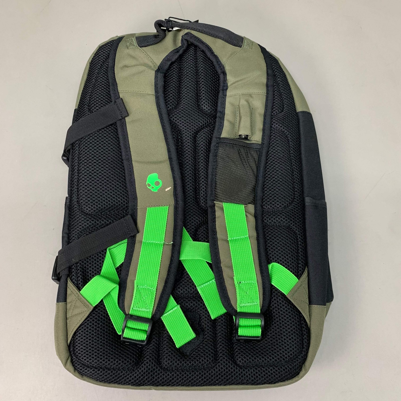SKULLCANDY Heavy Duty Backpack 18″ x 12″ Green/Black SKDY1153