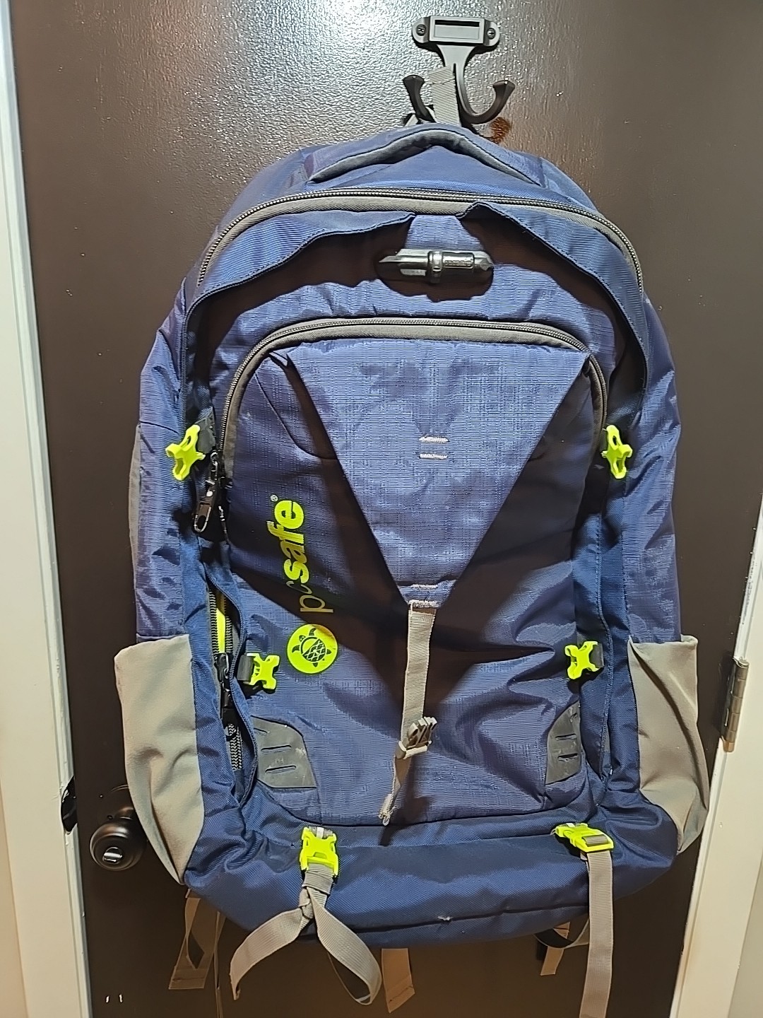 Pacsafe Venturesafe 55L GII Anti-theft Travel Pack