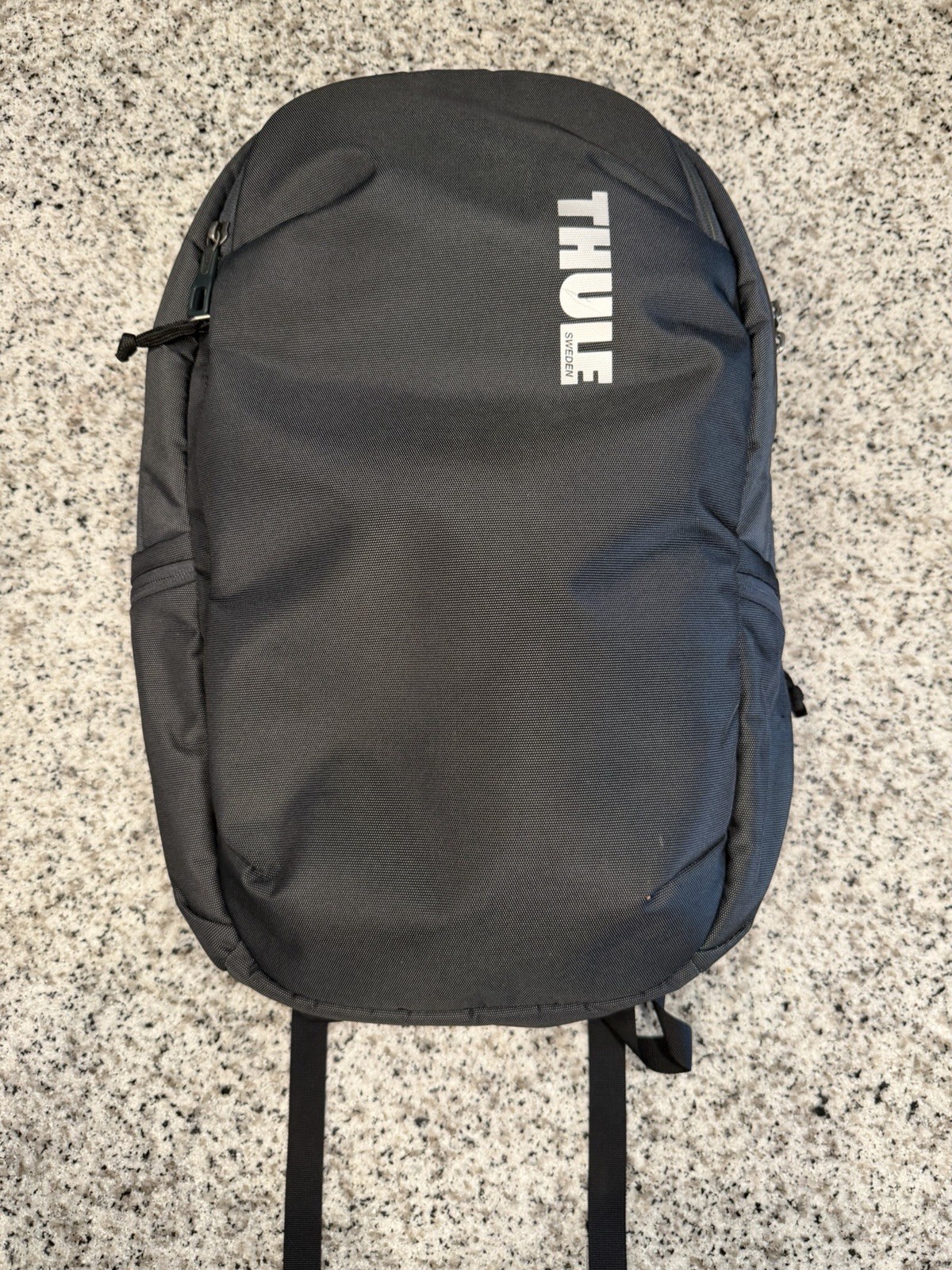 NWOT Thule Subterra 23L Backpack – Lime Green Interior