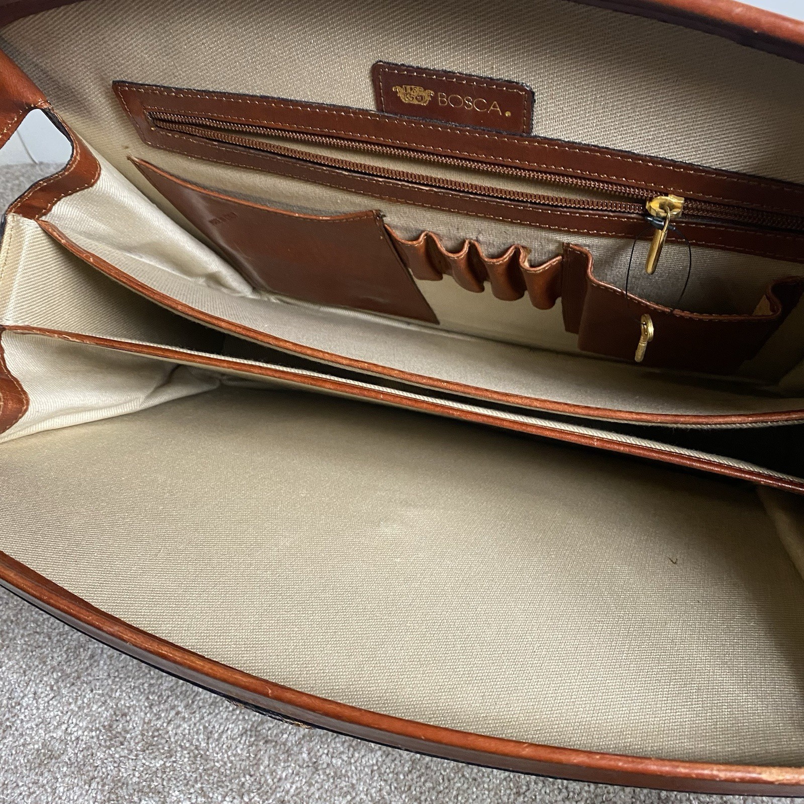 VTG Bosca Old Leather Partners Large Brief Case Bag Lock/Key Cognac Nice Patina