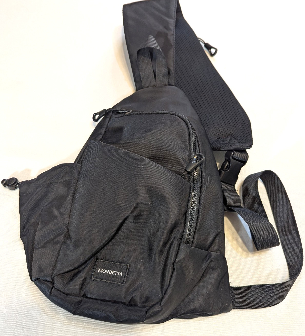 Mondetta Unisex Messenger / Sling Bag-Outdoor-Sport-Travel-Multicompartment