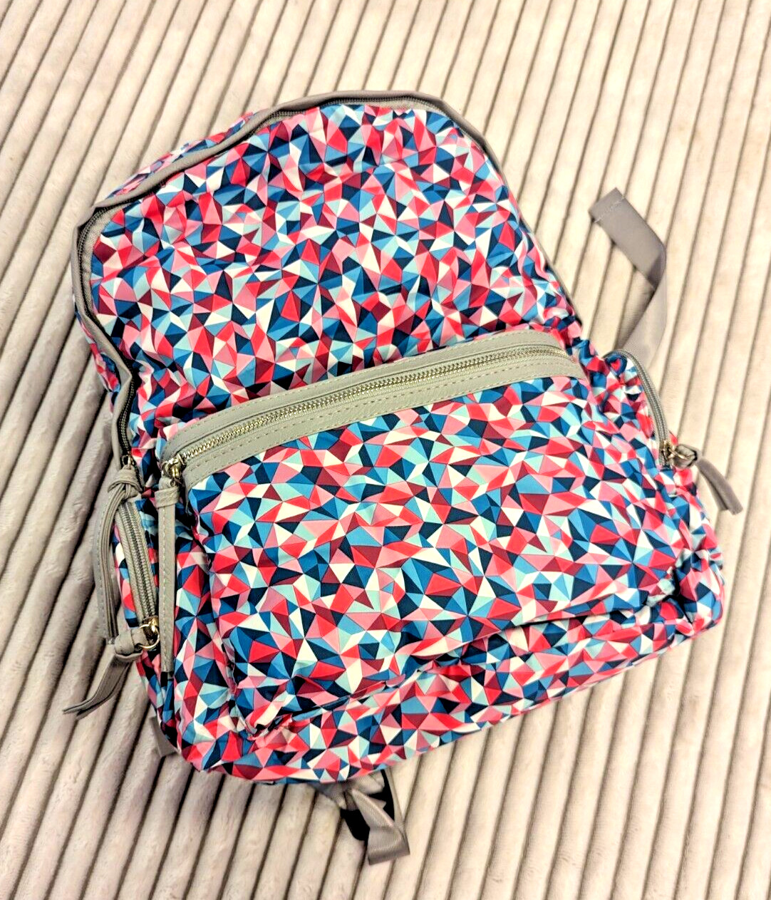 NWT No Boundries school/ backpack/ bag Bright Geometric pattern pink blue white