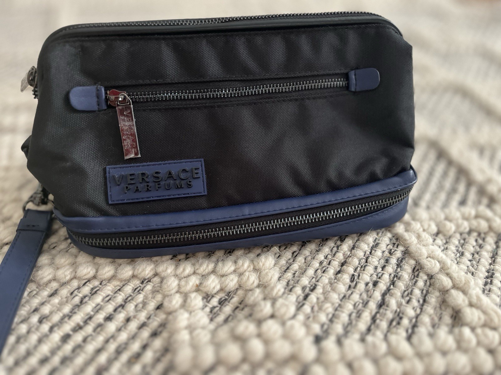 VERSACE PARFUMS BLACK & BLUE TOILETRY CASE TRAVEL BAG POUCH