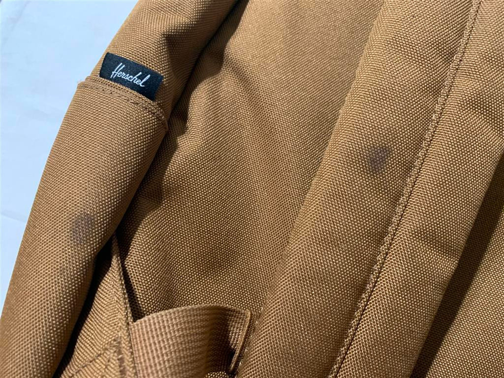 Herschel Supply Co. Backpack Camel Unisex Pre-Owned, but in very good condition.