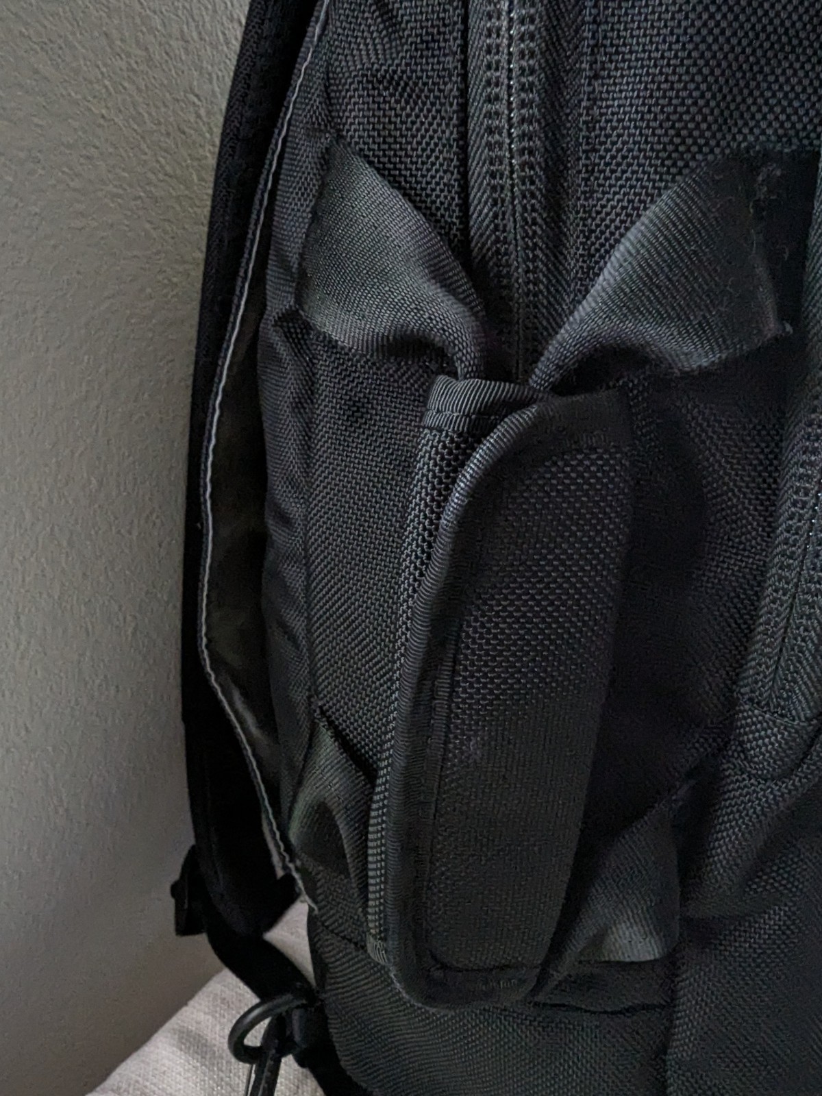 Aer Flight Pack 3 – 20L Convertible 3-Way Tech Backpack / Briefcase (Black)