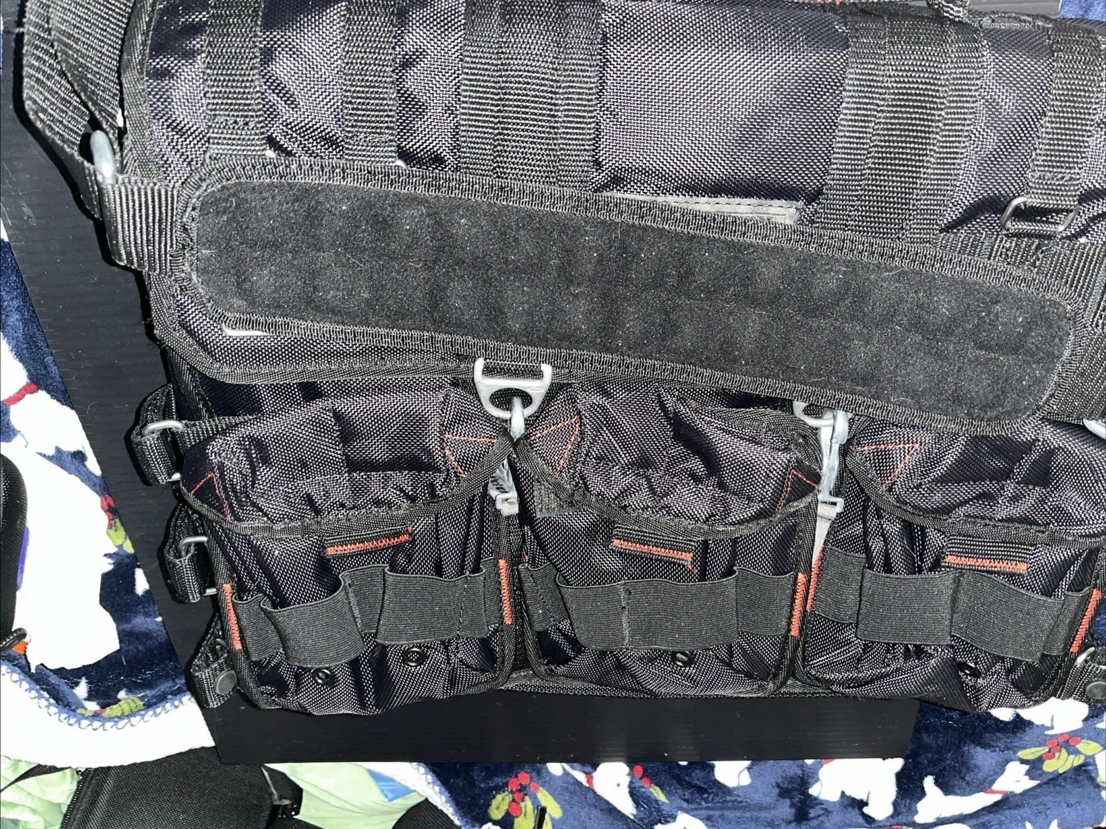 RARE OAKLEY AP MESSENGER BAG “DEXTER” TV Tactical Field Gear Range Excellent!