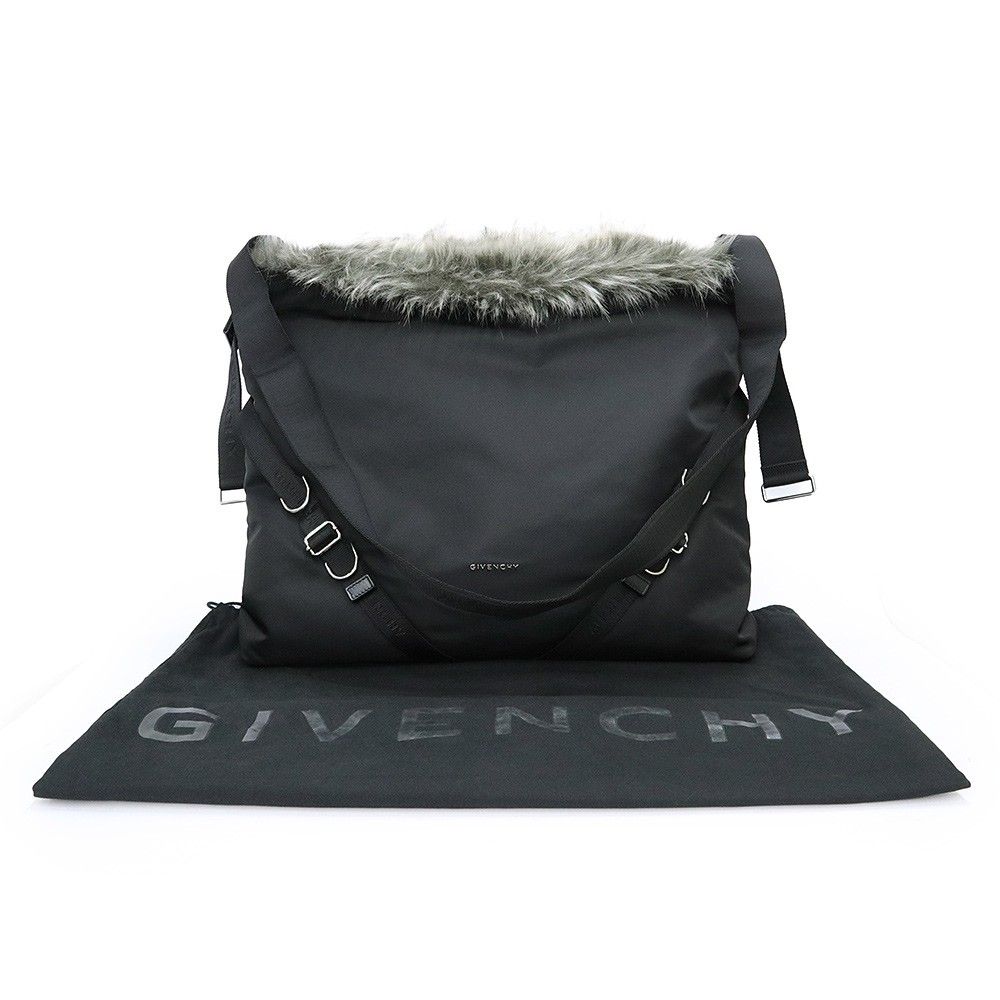 GIVENCHY BK50CTK1U7001 Voyeur Nylon & Fake fur Black Shoulder Bag