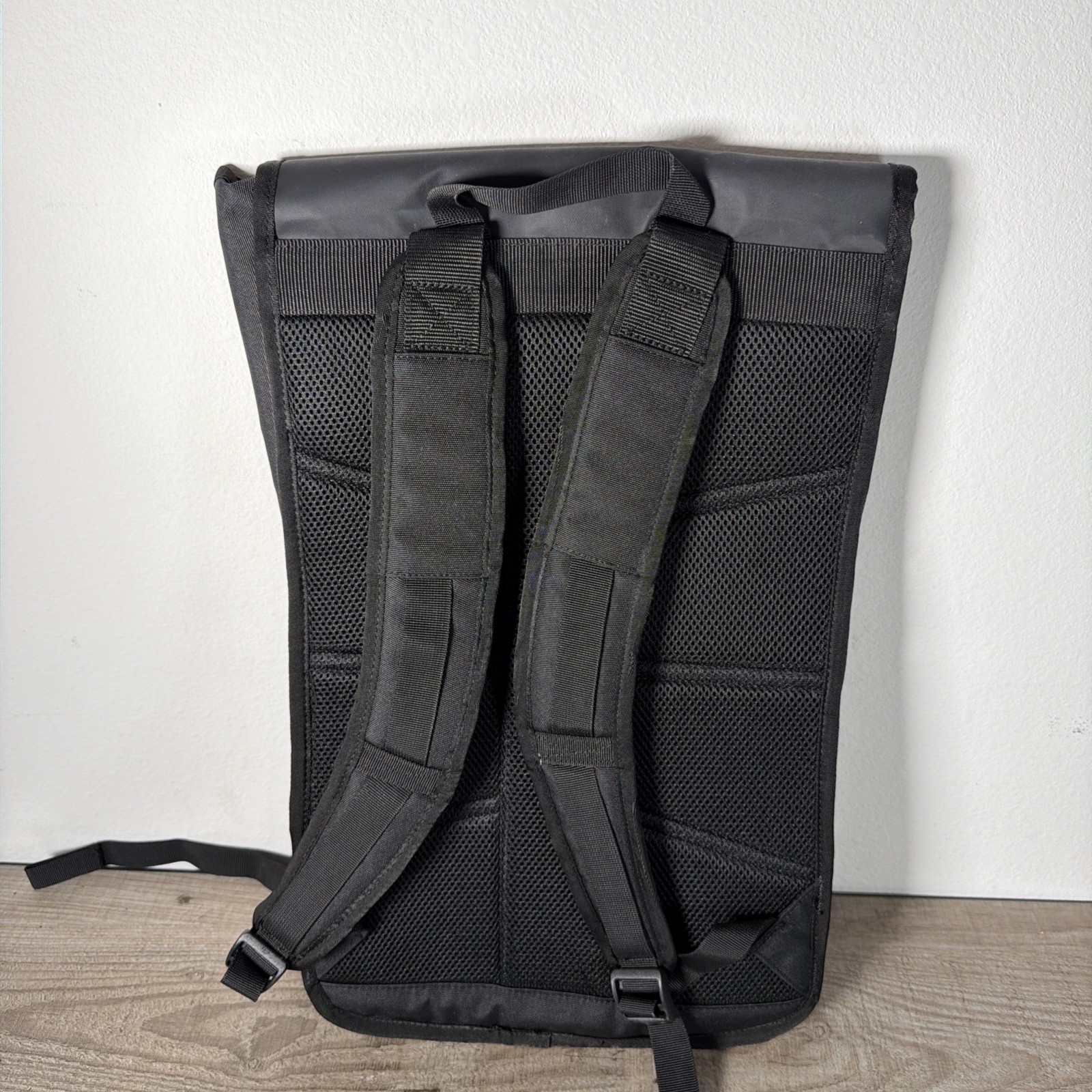 Timbuk2 Rogue Backpack Jet Black Logo Laptop Commuter Bag Embroidered