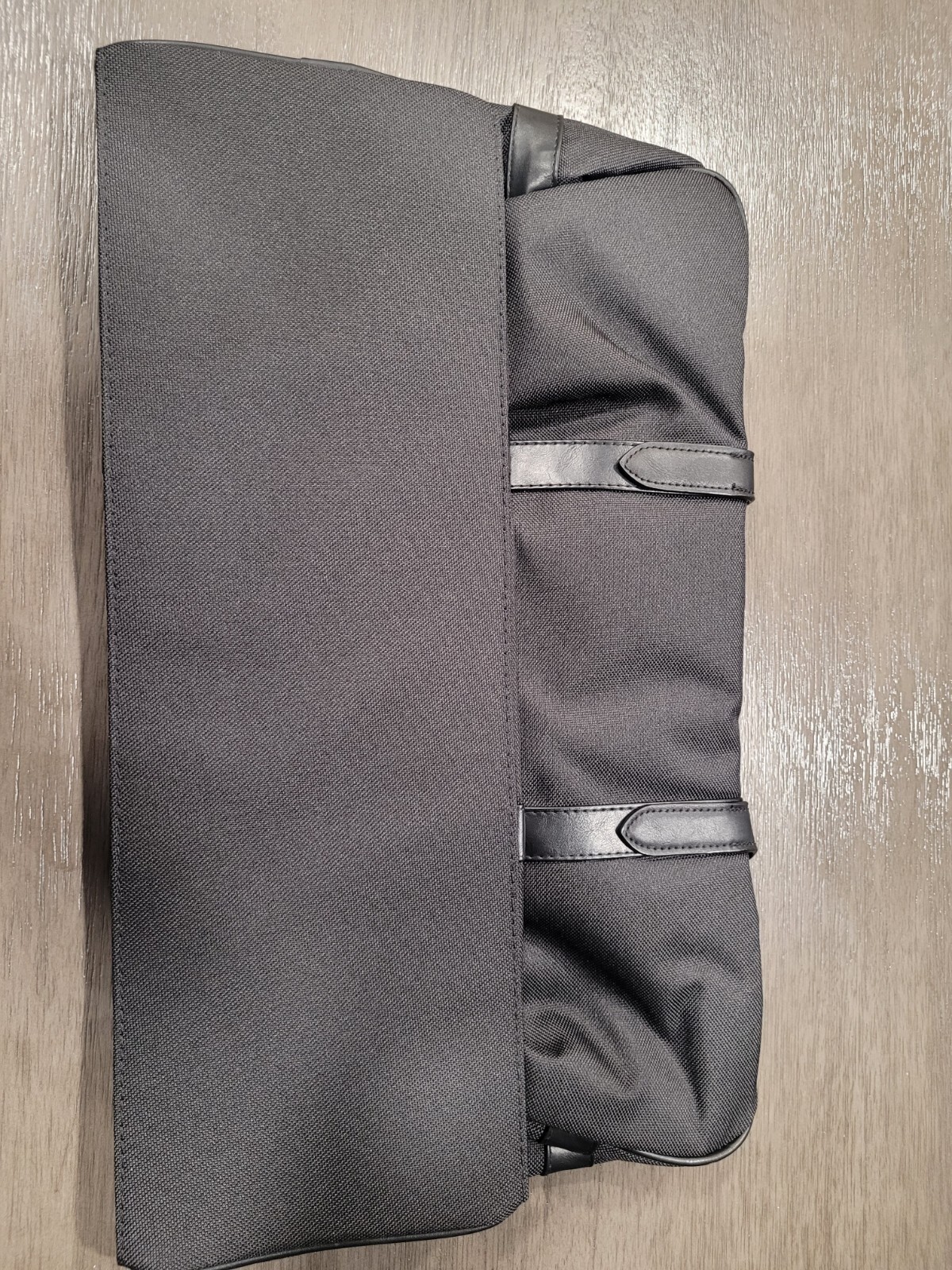 BRAND NEW, HUGO BOSS Parfums Black Folding Travel Bag