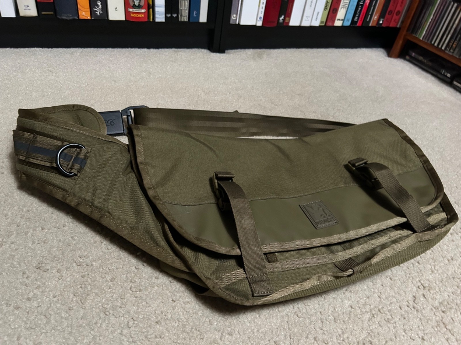 Chrome Industries Mini Metro Messenger Bag Ranger Tonal Green olive sling