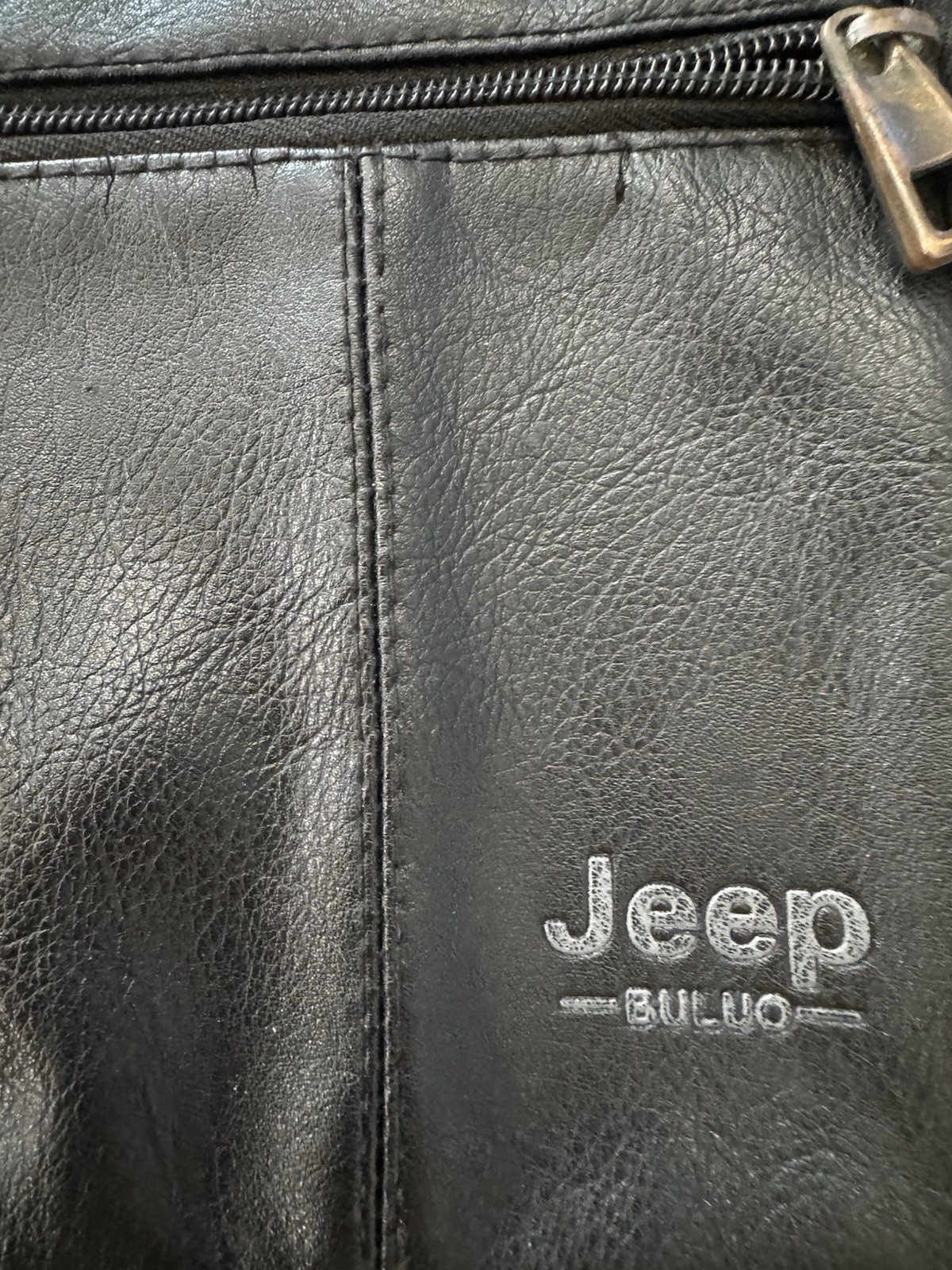 Jeep Buluo Crossbody Bag Purse Faux Leather Shiny Black Unisex EUC
