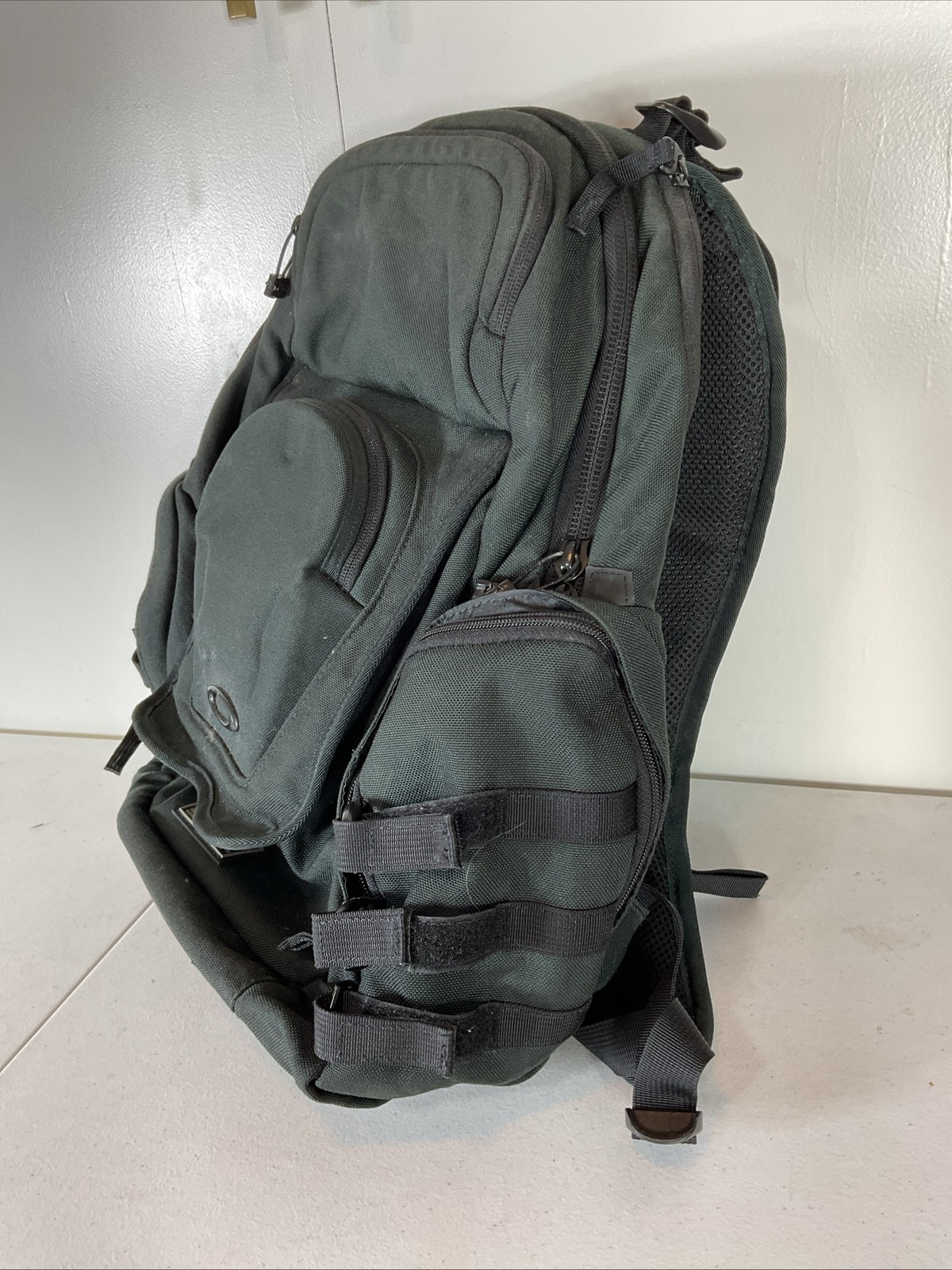 Oakley Icon Backpack Black 2019 Large Gear Bag Laptop Tactical Original Not 2.0