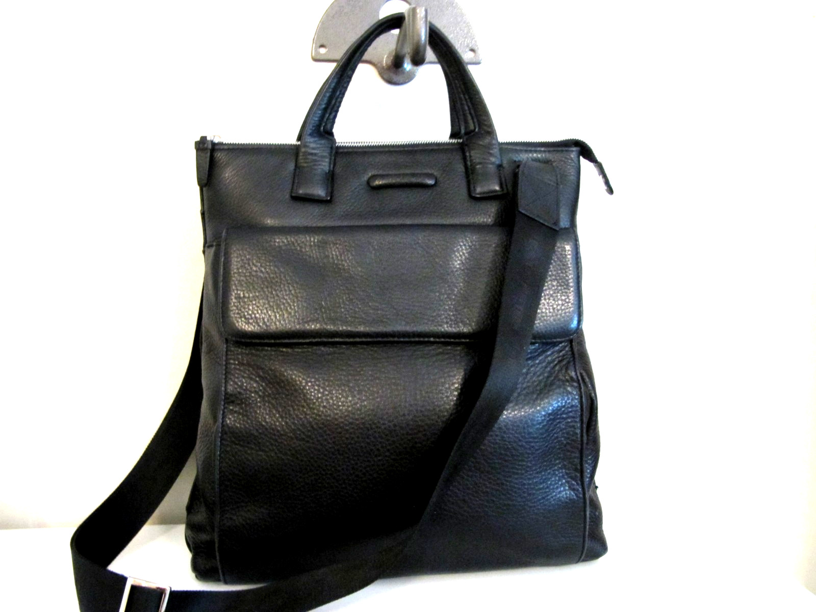 Piquadro Italian Leather Messenger Tech Bag Top Handles & Shoulder Strap Vintage