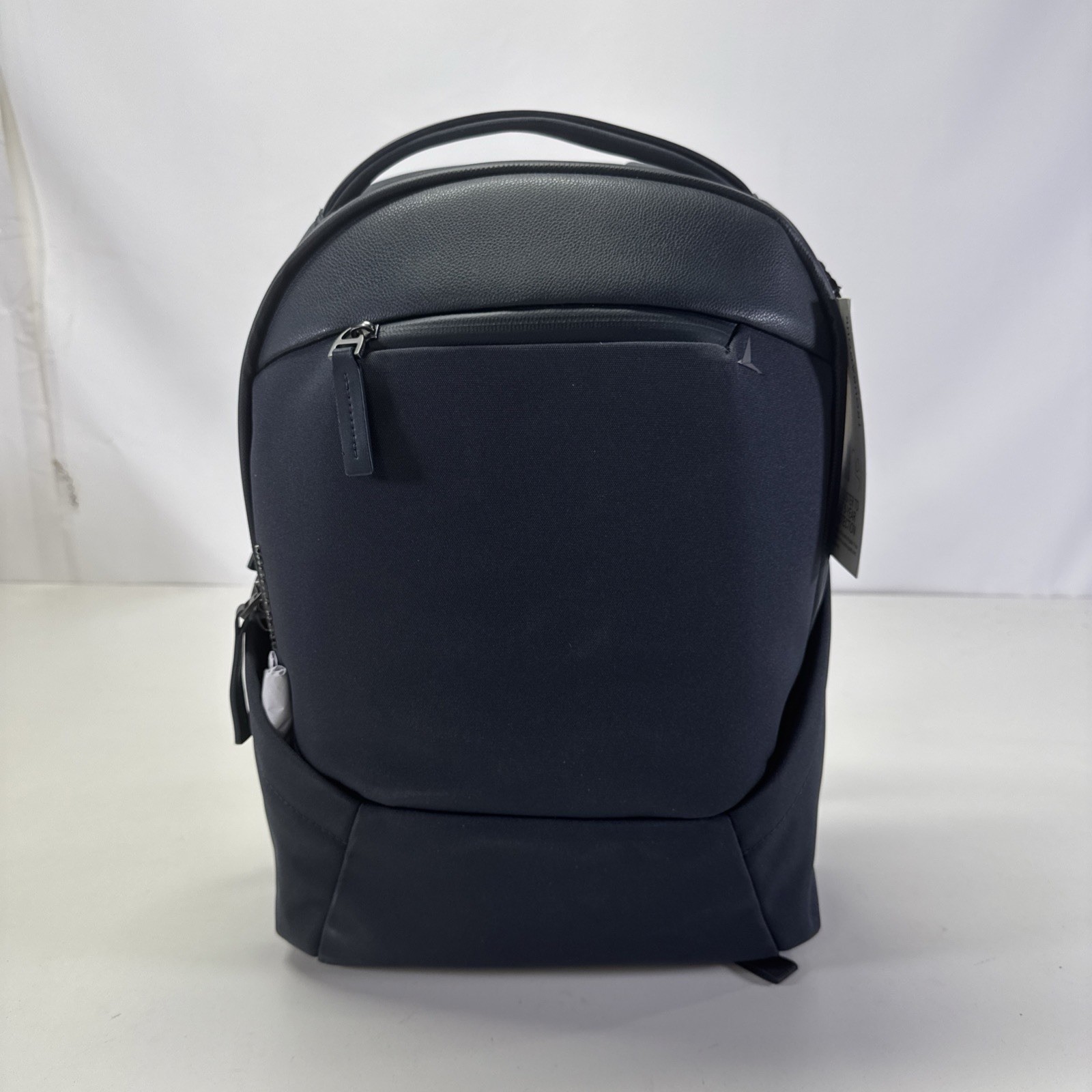 Troubadour Apex 4.0 Compact Backpack 16L Ergonomic/Water Resistant Ink Blue