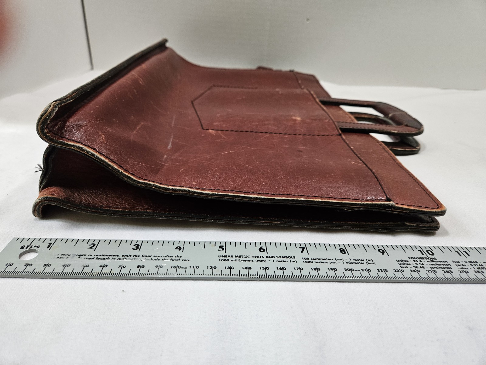 Vintage Pegasus Drop Handle Briefcase Brown Leather Made In USA 17.5 x 12 Inches