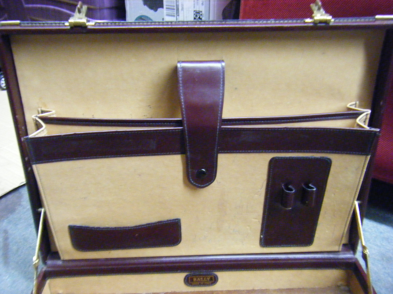 Vintage Bally Monogram Hard Sided Brass Lock Briefcase ITALY 18″ X 13″ X 3″