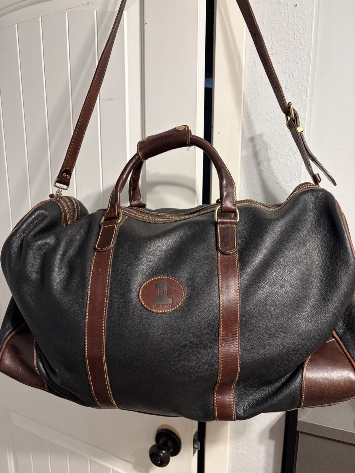Vintage Roots Canada VH1 “Music First” promotional leather duffle bag. Rare!