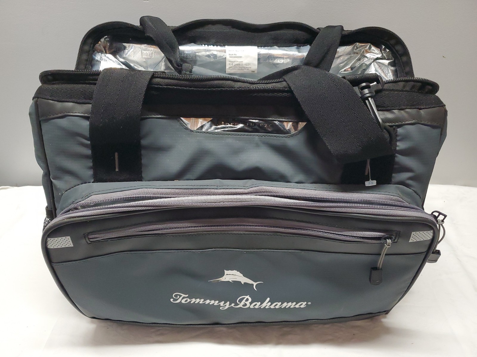 Tommy Bahama Deep Freeze Cooler Tote Gray And Black Cooler Bag 18x13x12 Large