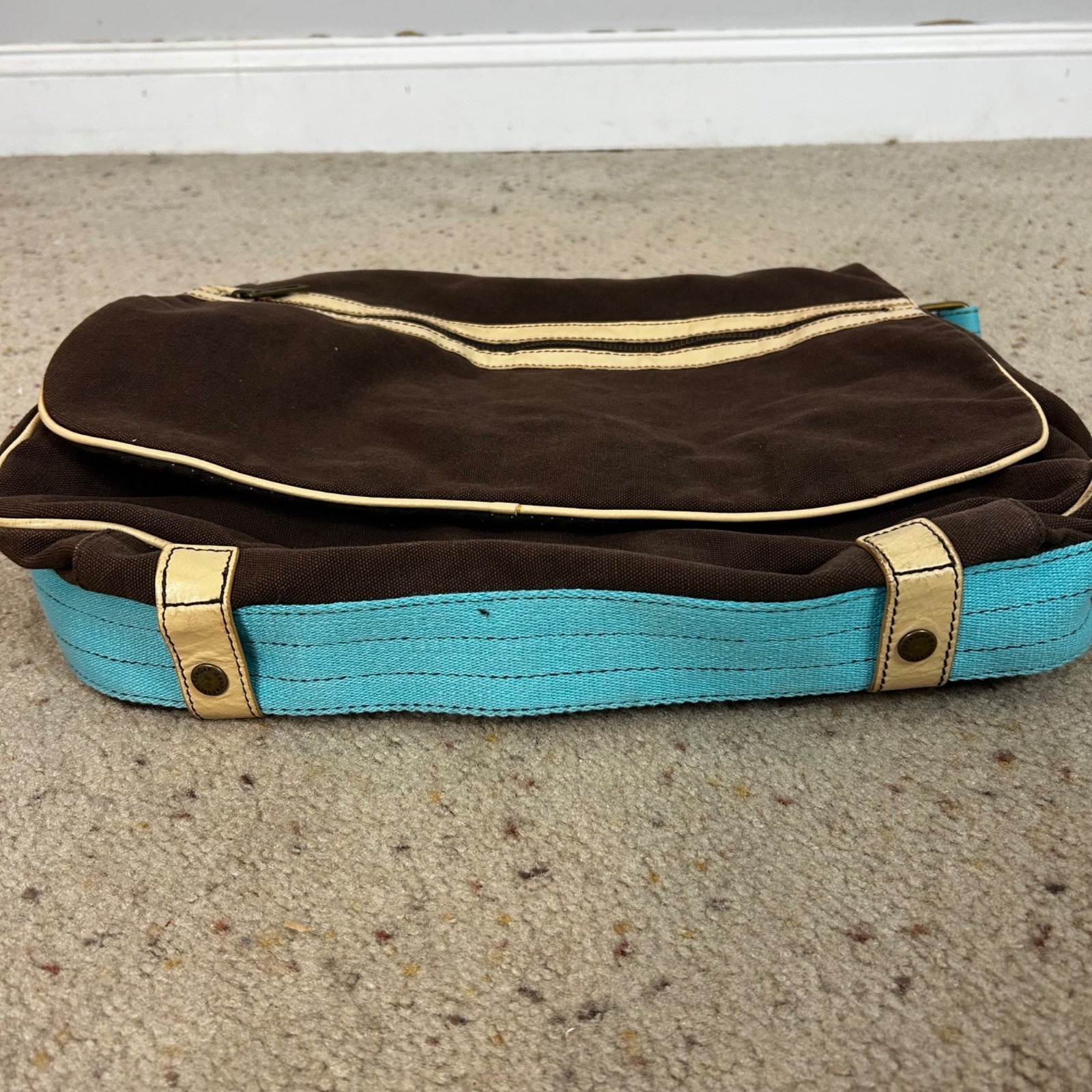 Y2K Gap 2000s 2006 Brown Canvas Messenger Bag Laptop School Travel Commute
