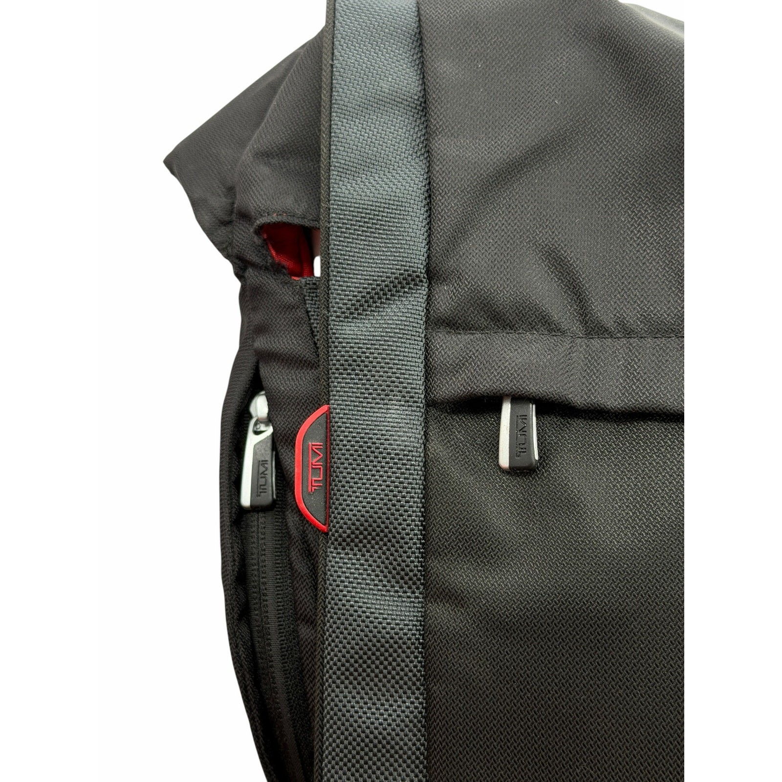 TUMI T-TECH 16” Expandable Messenger Bag Laptop Nylon Shoulder Black Bag 5112D