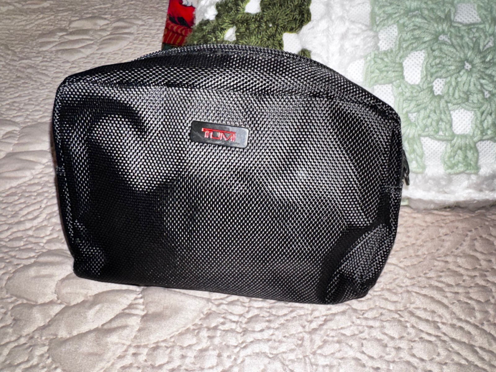 TUMI For Delta Ballistic Black Toiletry Bathroom Tech Pouch Bag + extras NEW