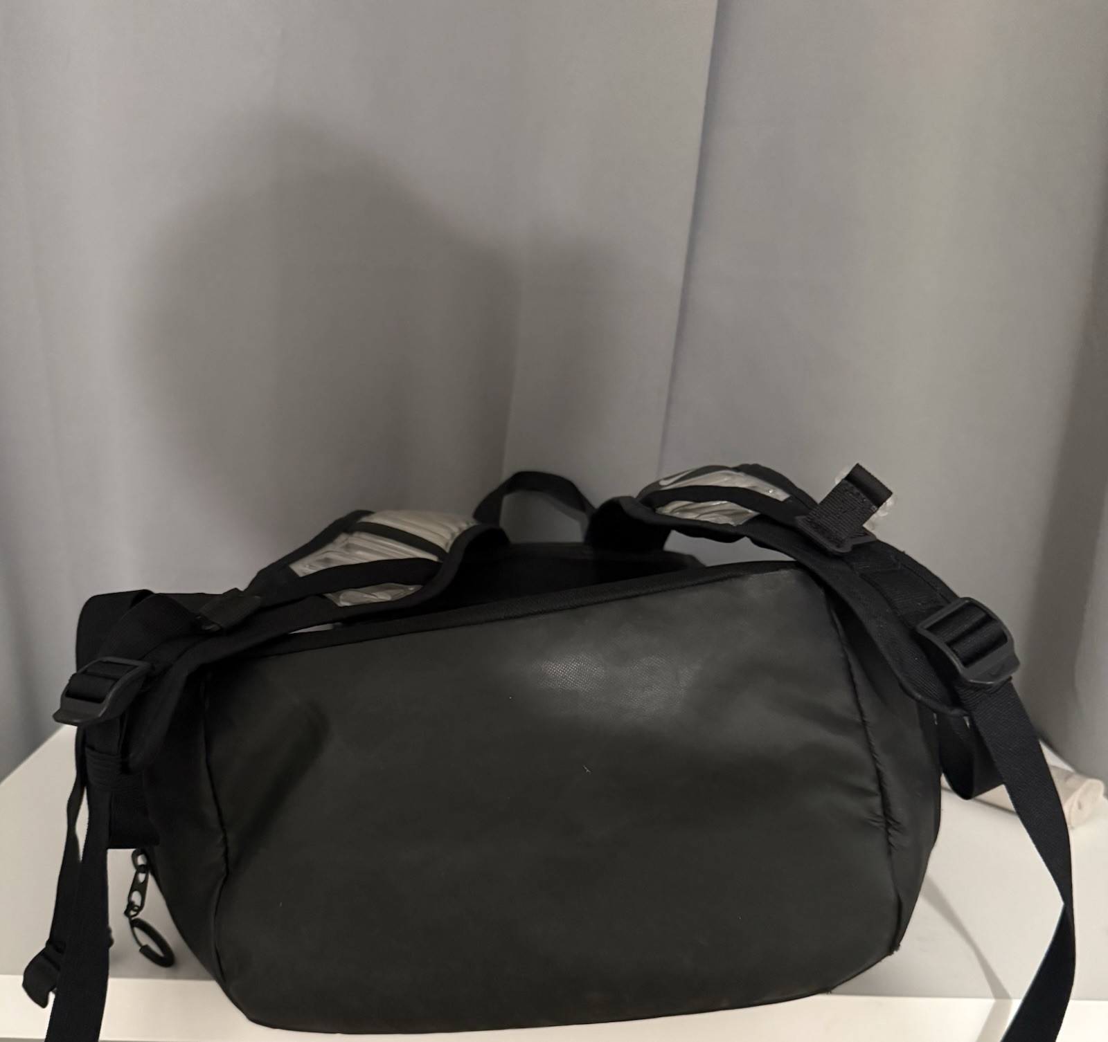 Nike Varsity Elite Backpack 32L Black Grey Navy Air Cushion Basketball HM9965