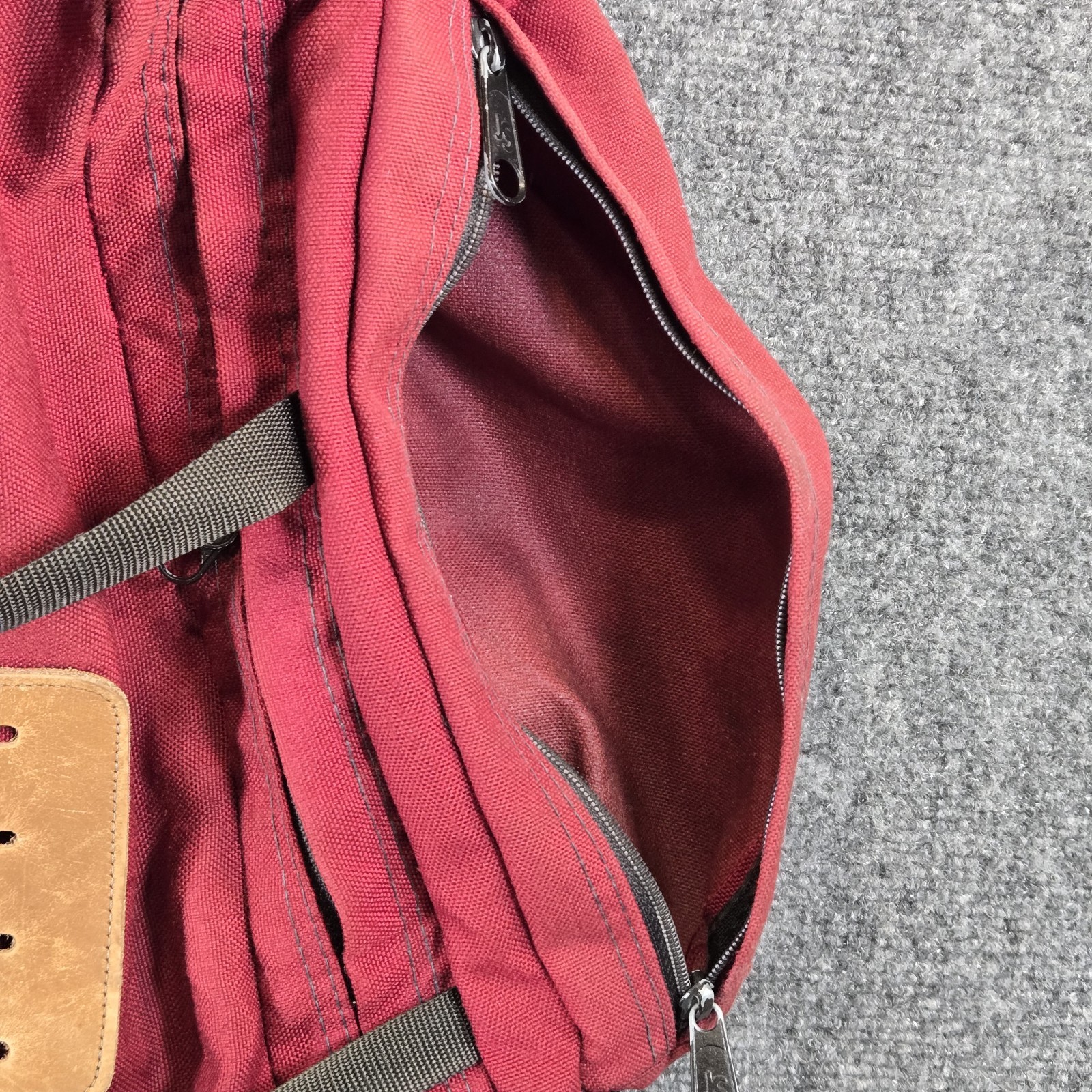 Vtg 90s JanSport Leather Bottom Backpack Hiking Pack Gorpcore Made in USA Maroon