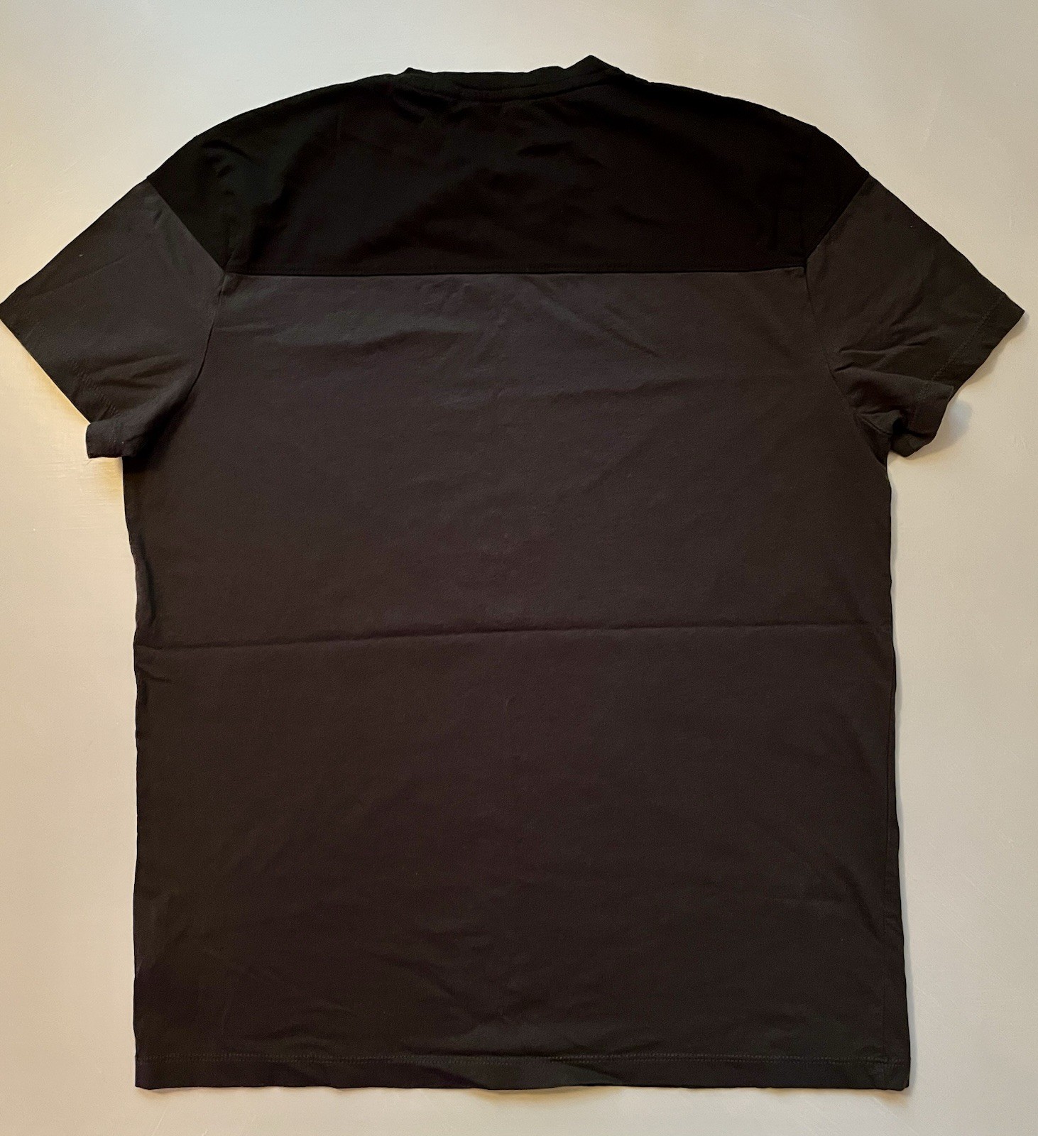 Calvin Klein Liquid Touch Men’s M Gray Black T-Shirt Short Sleeve 100% Cotton