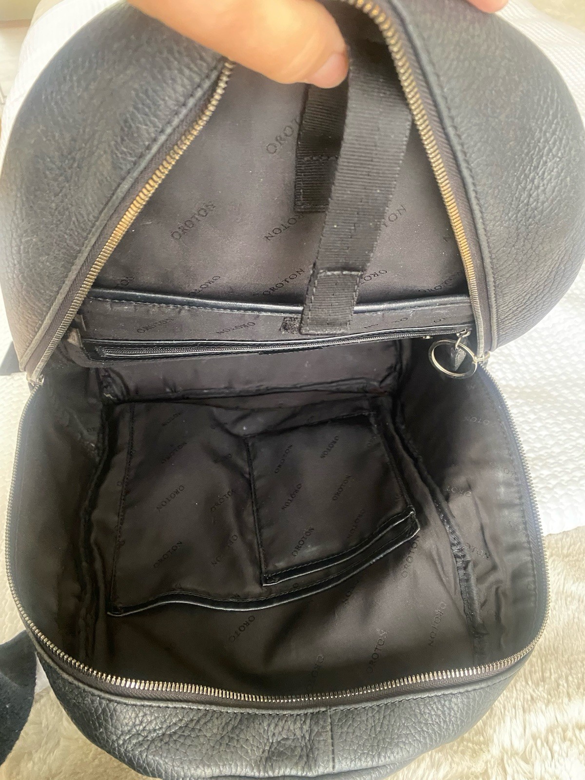 Oroton Black Unisex Leather Backpack Multiple Pockets /zipped W34cm H36cm D10cm