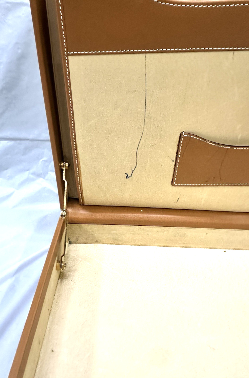 VINTAGE LEATHER GUCCI BRIEFCASE ATTACHE RARE HARD SIDED
