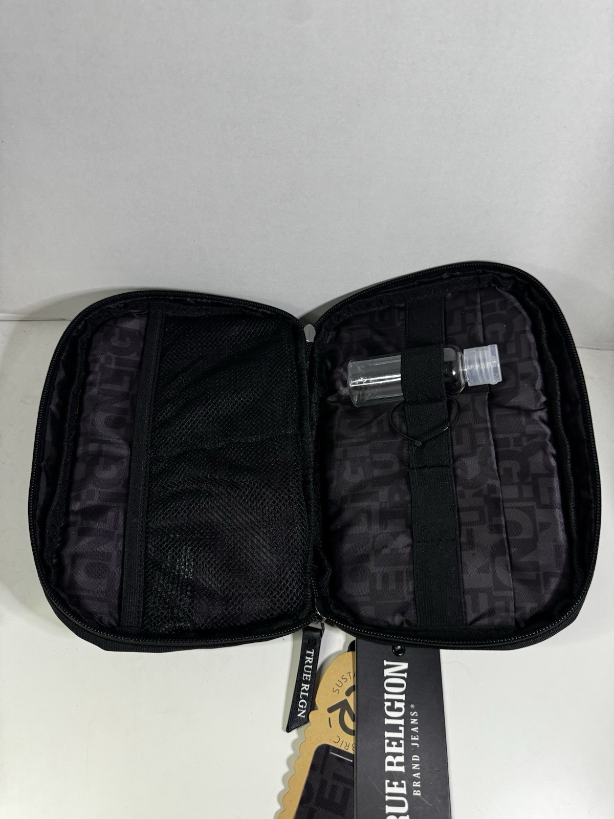 True Religion Tech Kit Small Travel Cable Toiletry Bag Black NWT NEW RARE