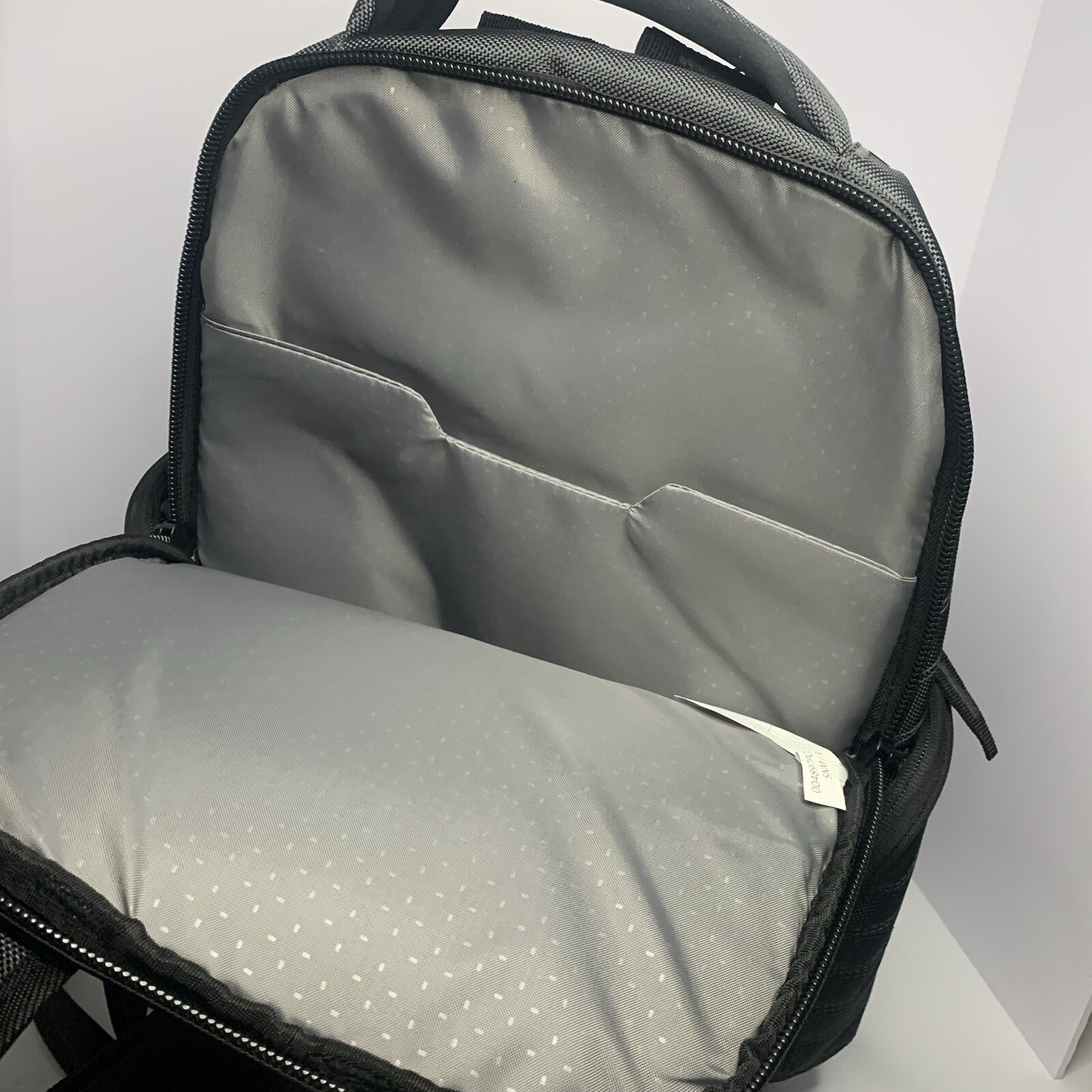 OGIO Flashpoint Pack Gray Brand New Backpack With Tags 1680D 1,900 cu.in./31 L