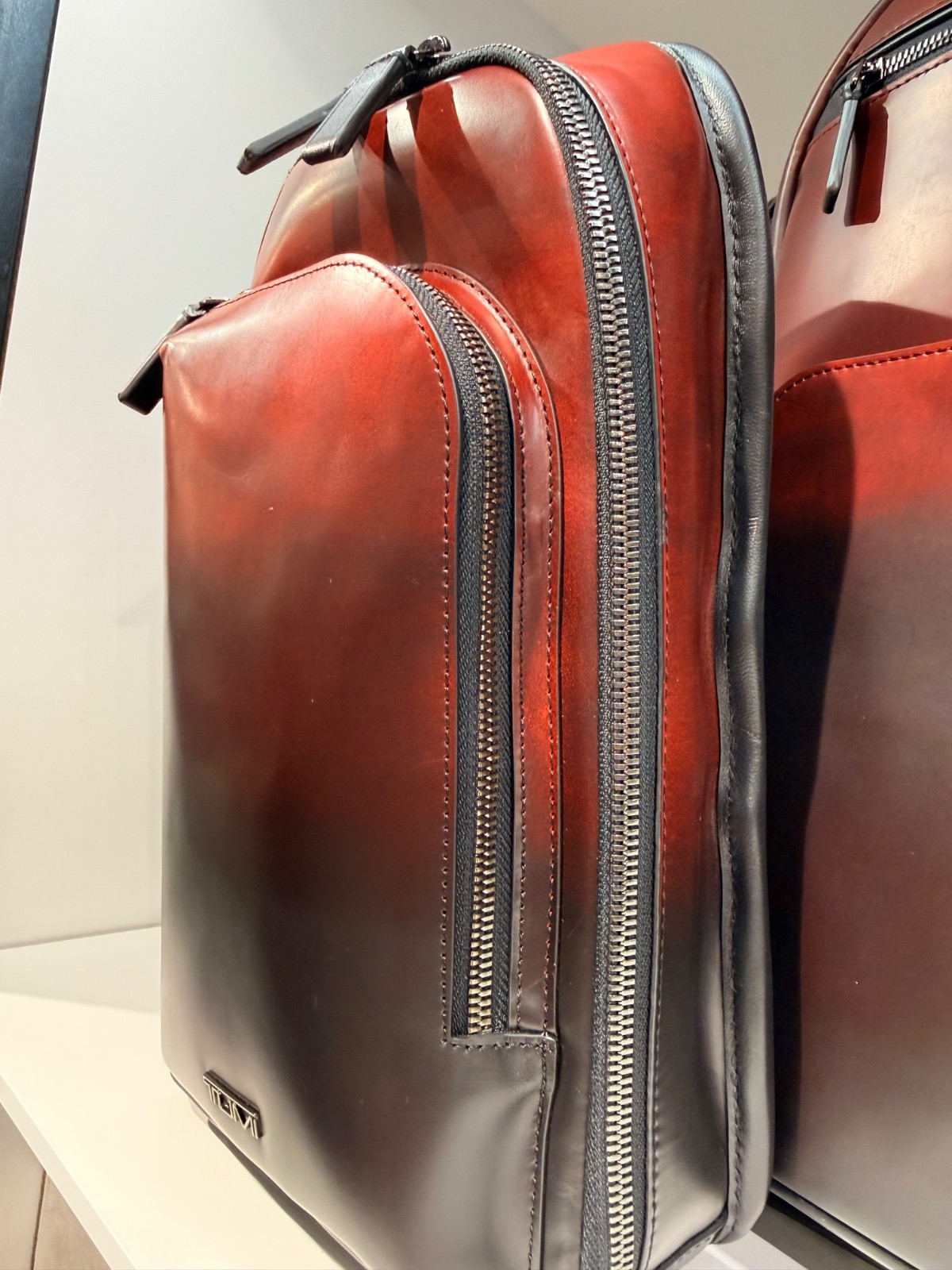 NEW Tumi Harrison GREGORY Leather Sling Crossbody Bag – BURNISHED WINE OMBRE