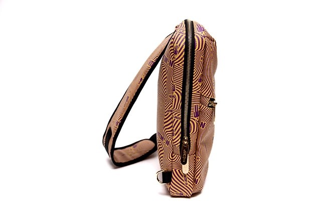 Hitman Crossbody Luxury Slingbag. Vegan leather, ripple print, suede interior!