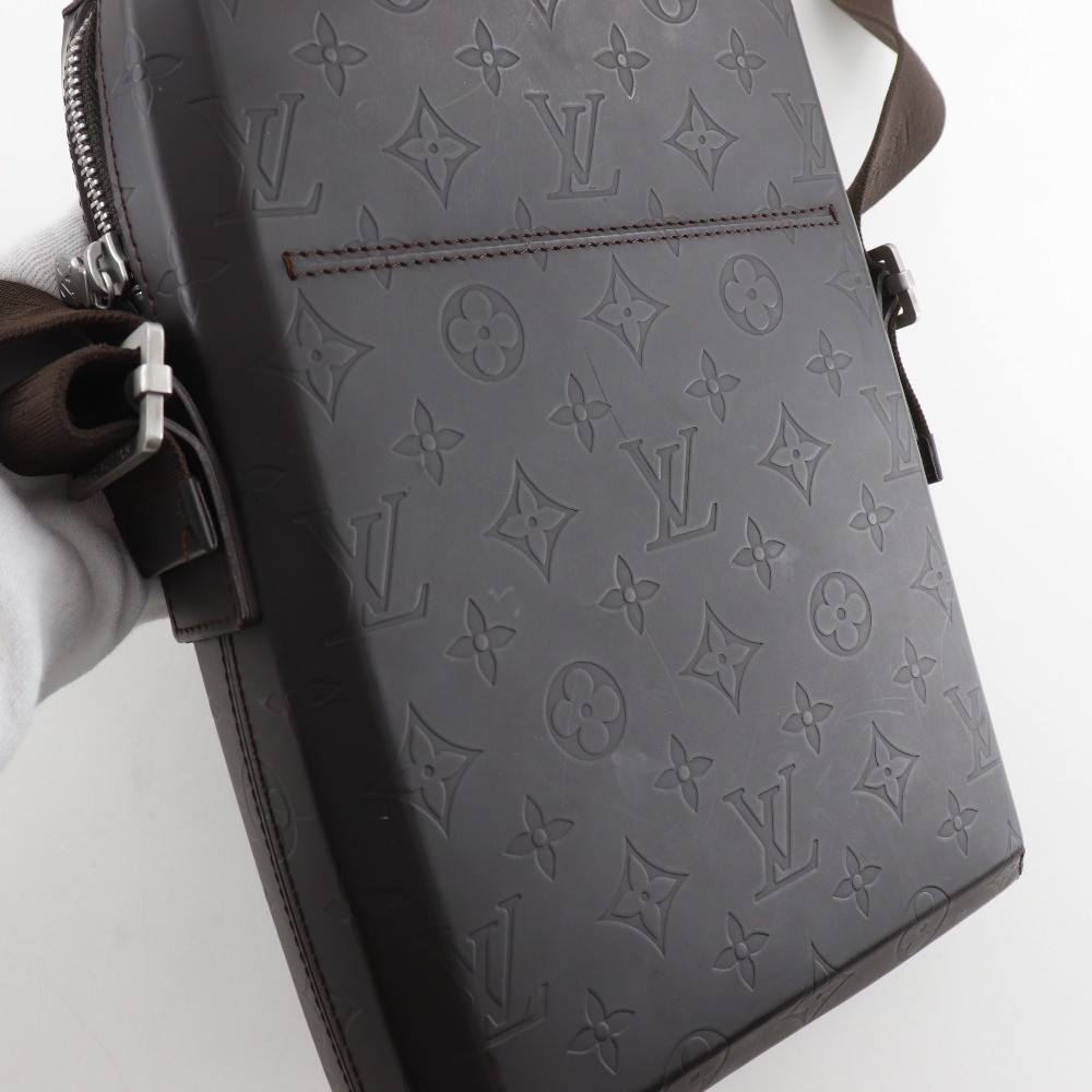 LOUIS VUITTON Bobby Shoulder Bag M46520 Cafe Brown Monogram grass leather mens