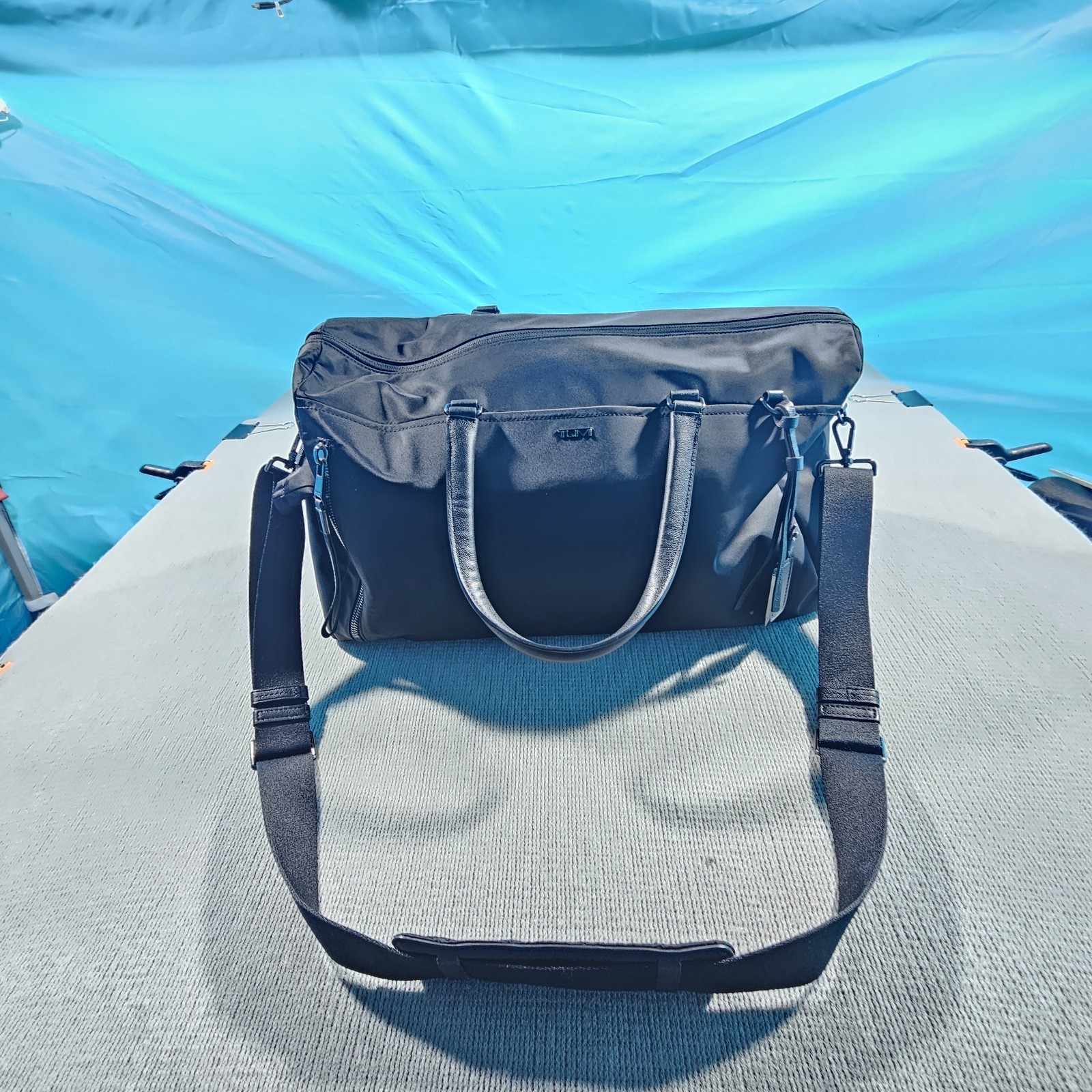 TUMI Voyageur Venice Duffel Bag Authentic with Serial # can be register @TUMI