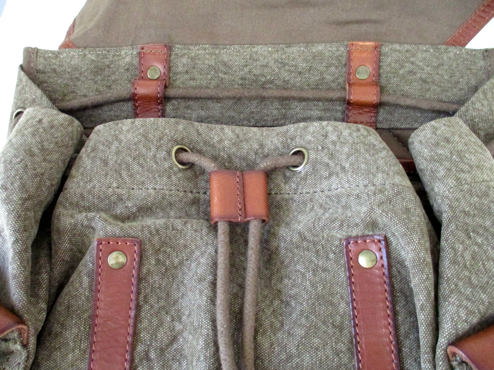 Drakensberg Backpack Olive Green “Henry” Canvas & Leather Buckle Closure