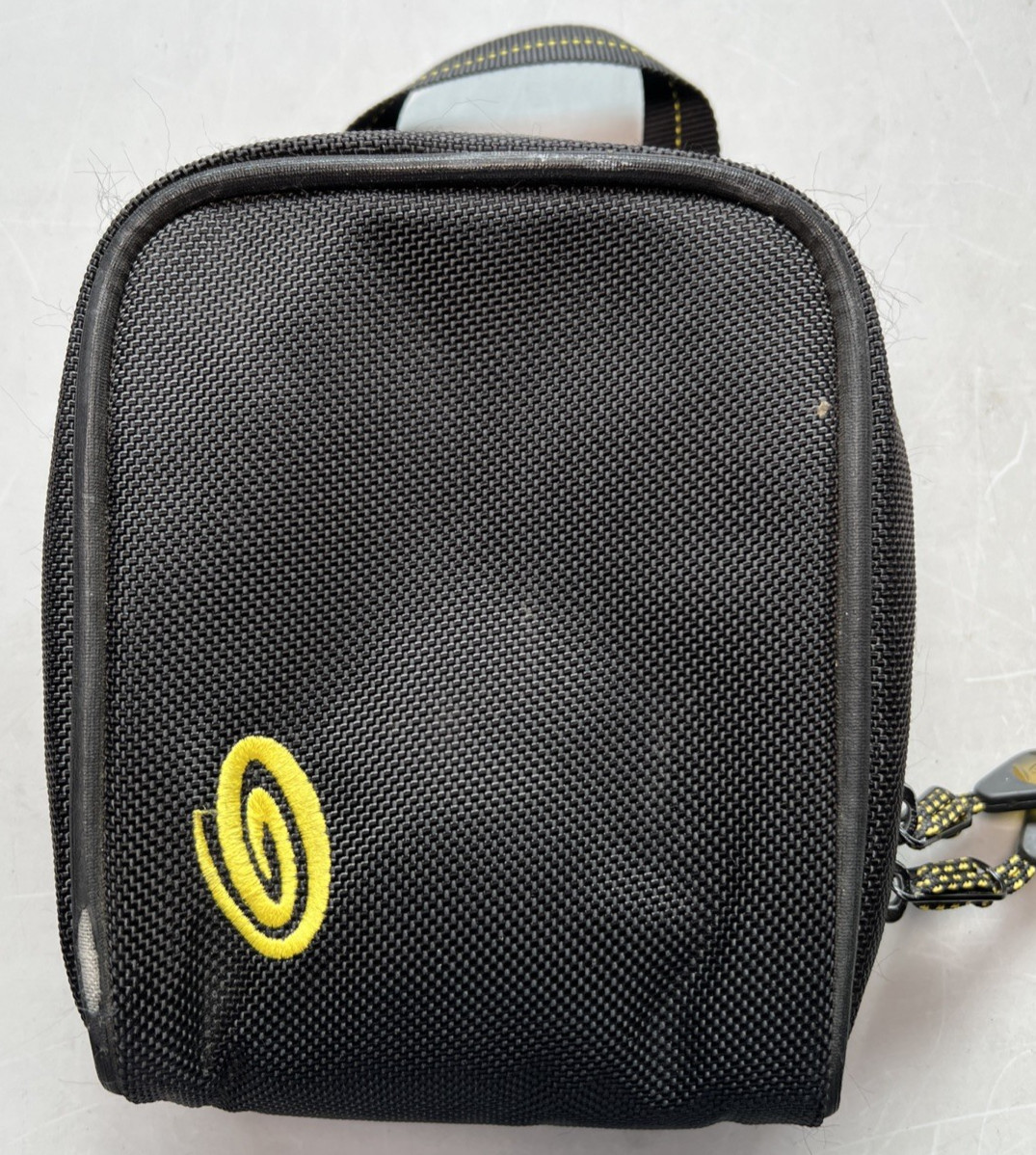Timbuk2 Euro Tote Vertical Black Cross Body Shoulder Travel Nylon Zip Bag READ