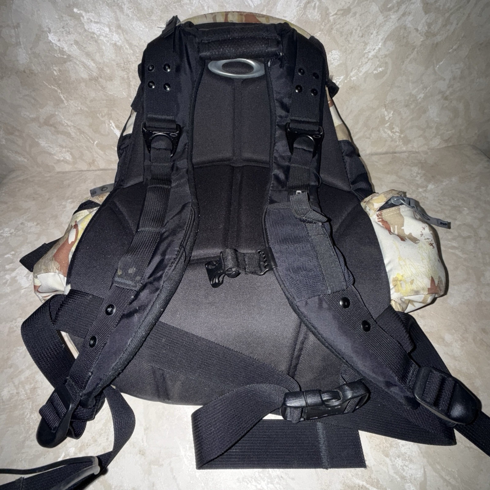 Oakley Icon Backpack Tactical Black Camo Military Rare Color SEE PICTURES