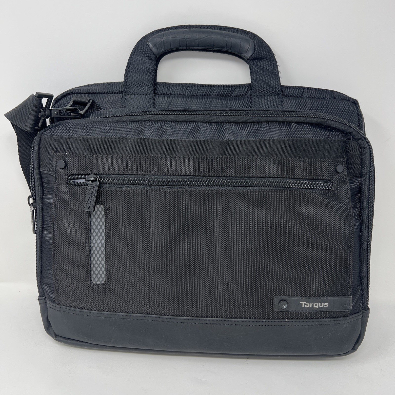 Targus Revolution TTL213US Carrying Case for 14″ Ultrabook, Notebook – Black
