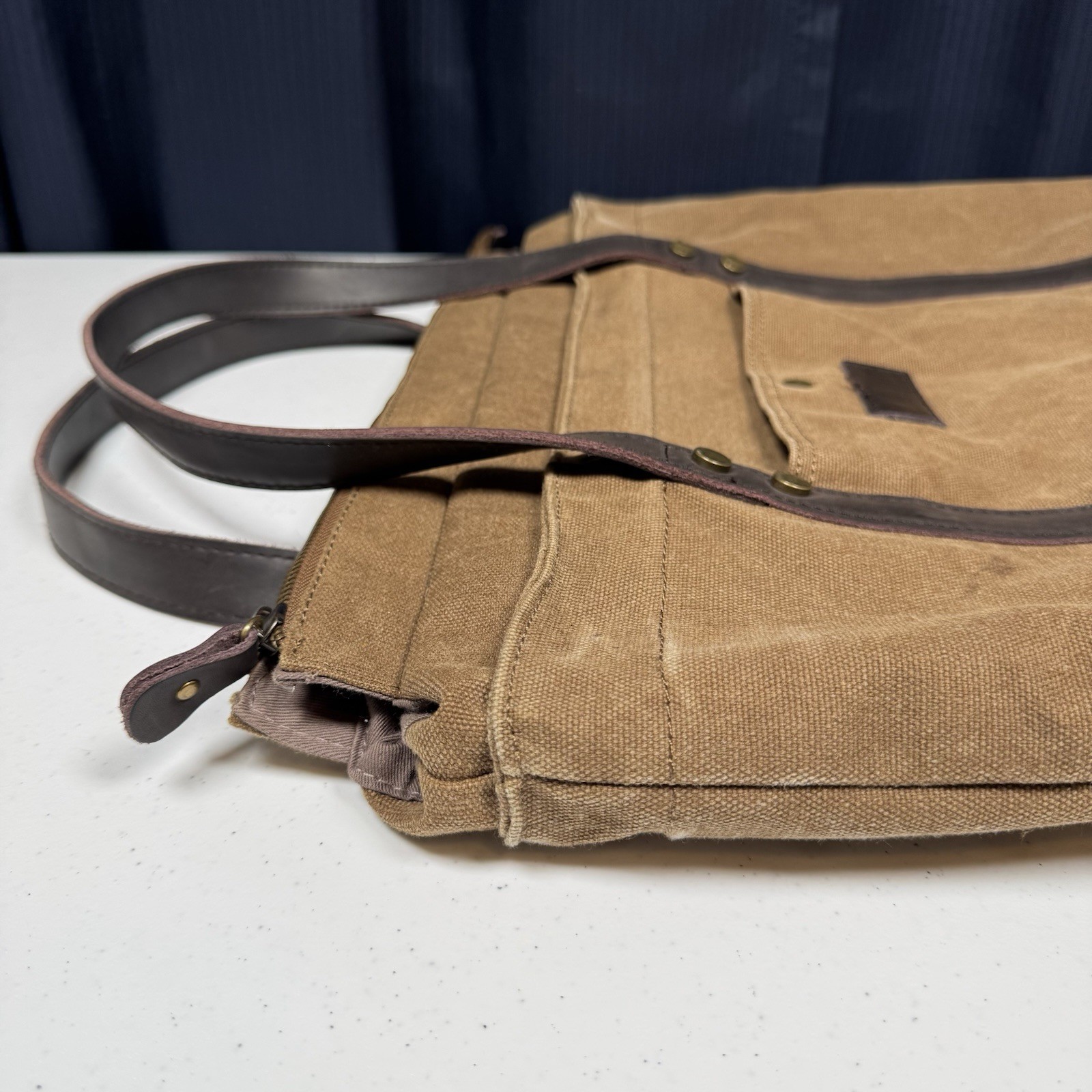 Beryll Brand Army Khaki Green Canvas Tote Bag Leather Straps 15.5″