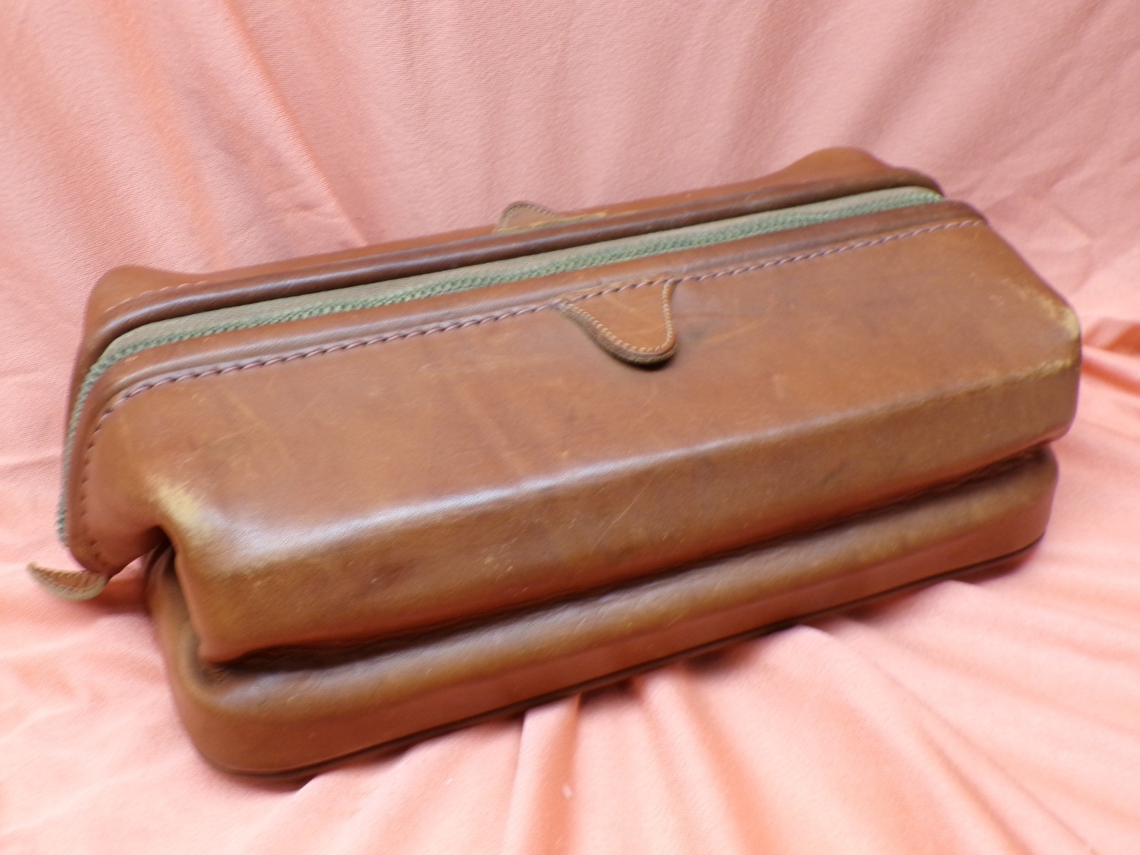Vintage Bosca Brown Leather Utili-Kit Zip-up Toiletry Shaving Bag ~ has damage